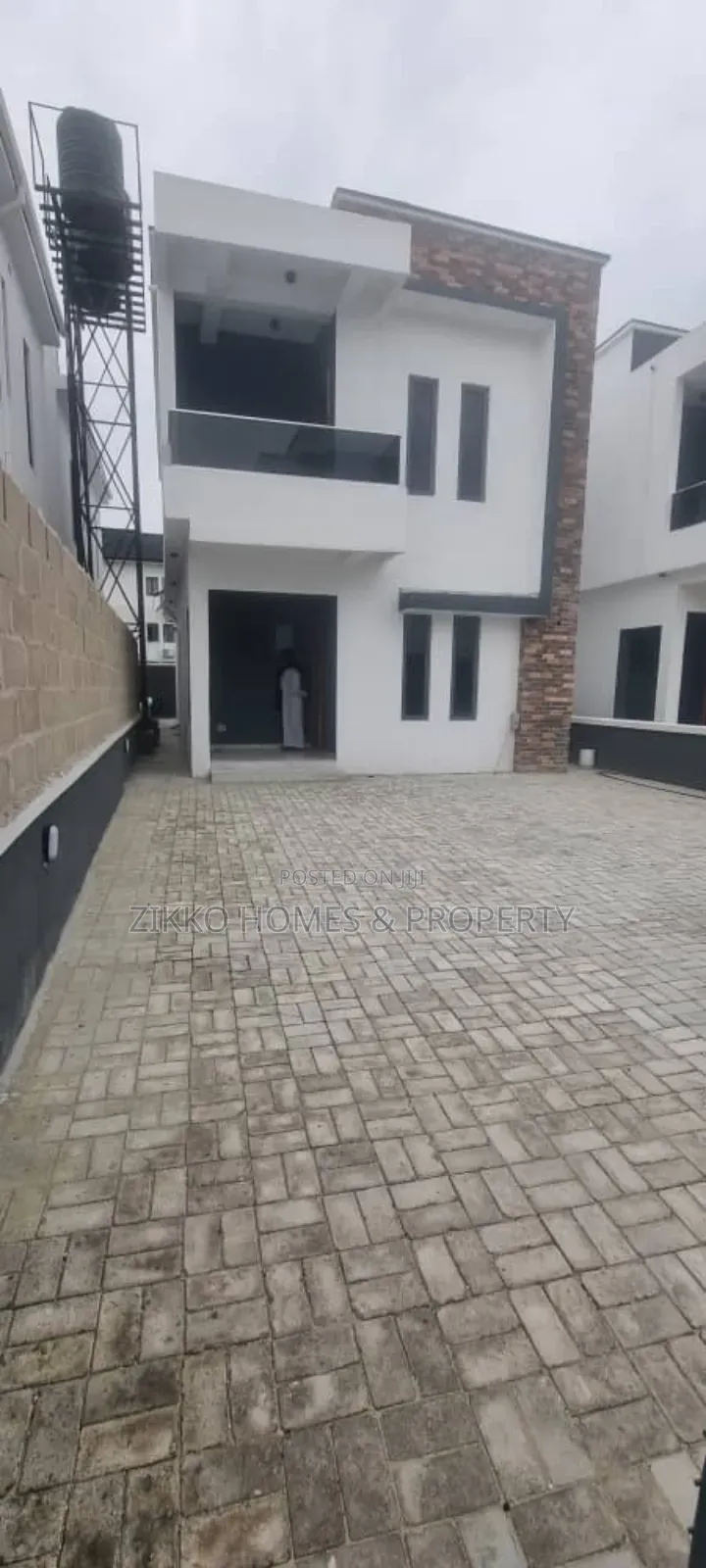 4bdrm Duplex in Ajah for sale