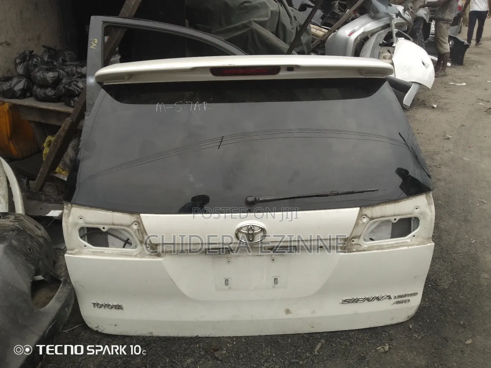 Toyota Sienna Direct 2007 Model Boot Full Option Automatic