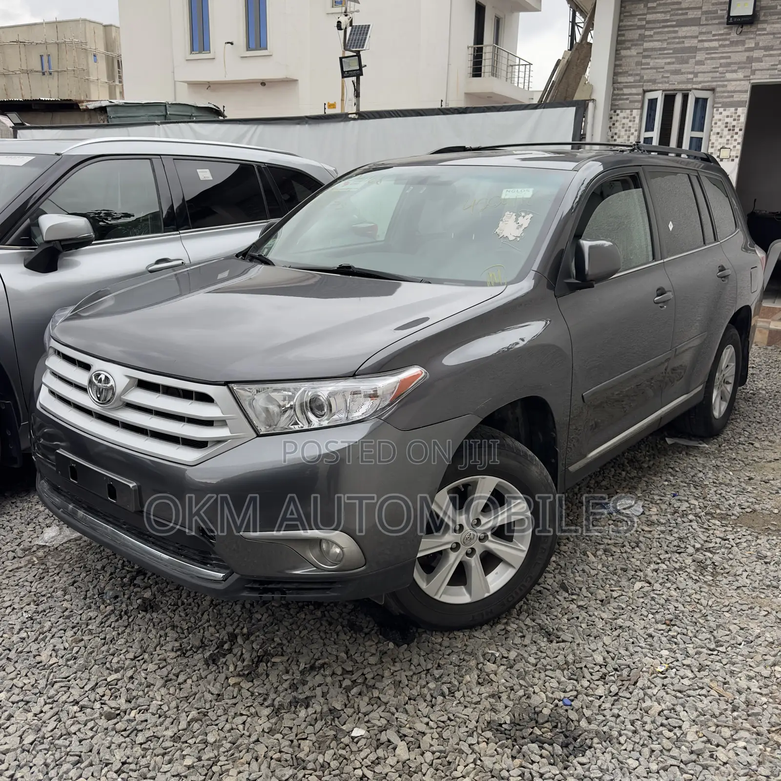 Toyota Highlander SE 3.5L 2WD 2013 Gray