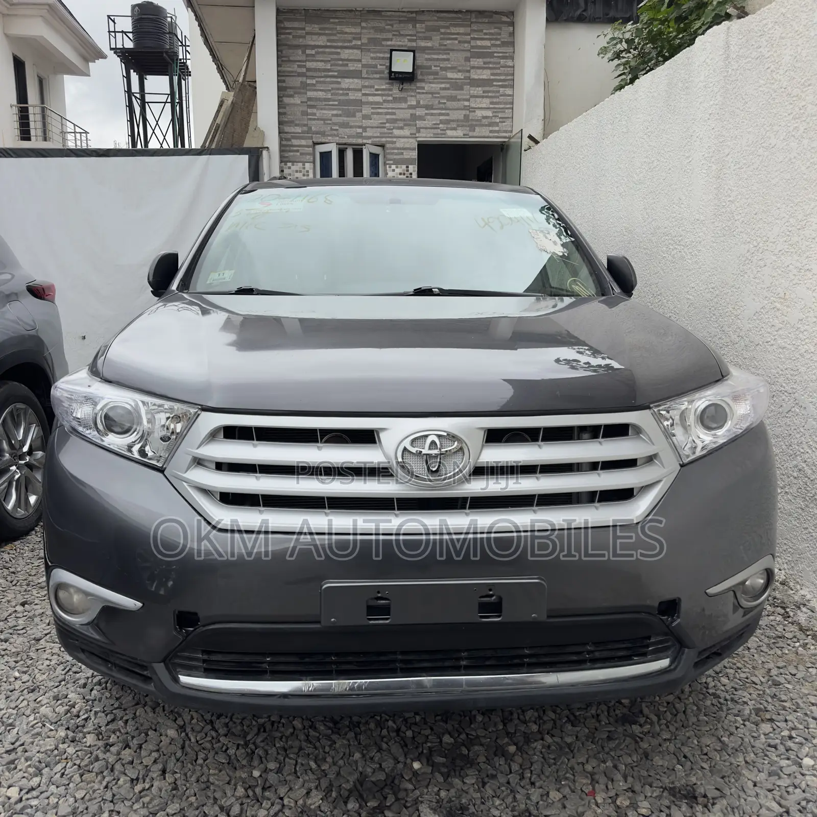 Toyota Highlander SE 3.5L 2WD 2013 Gray