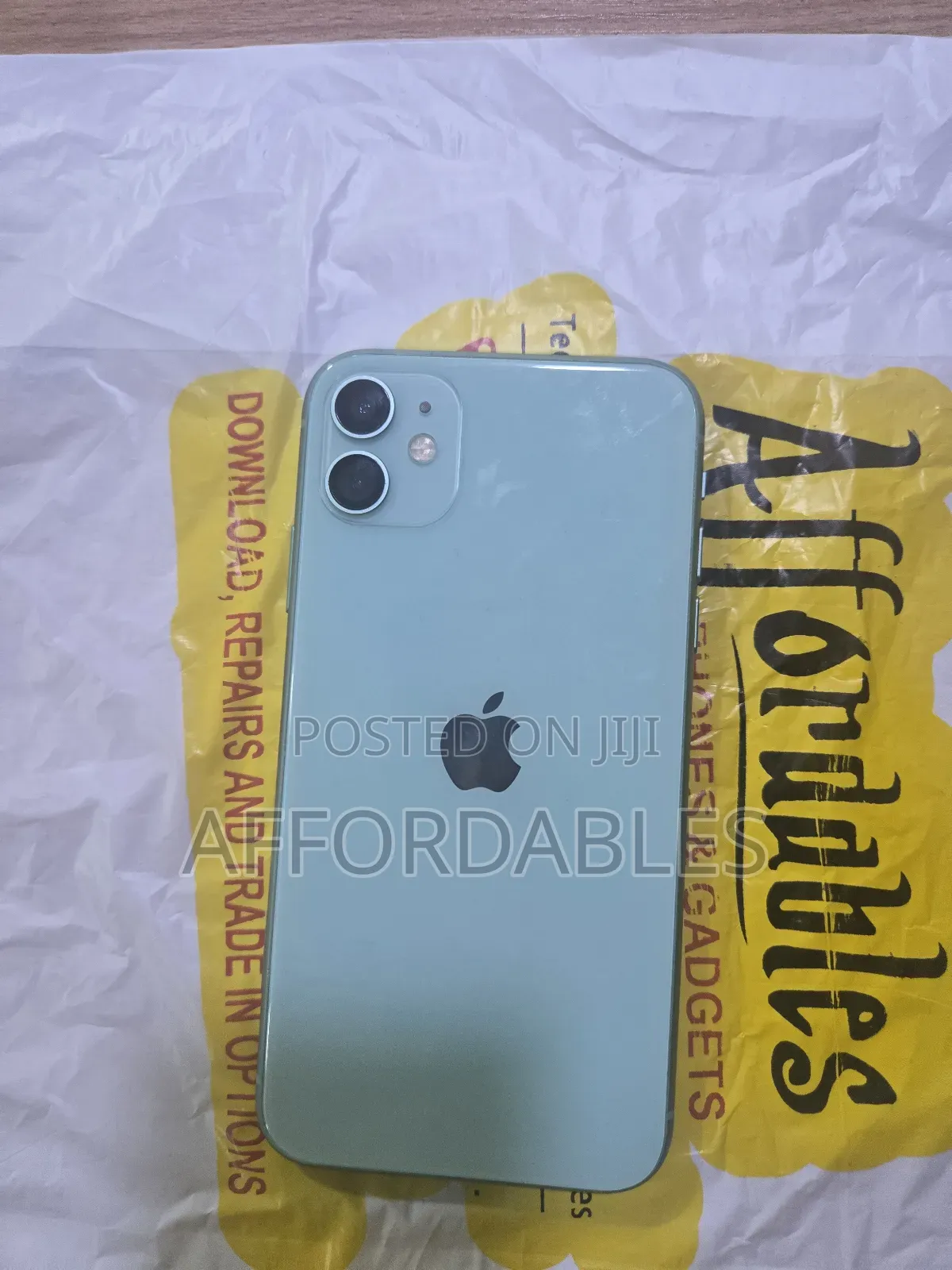 Apple iPhone 11 64 GB Green