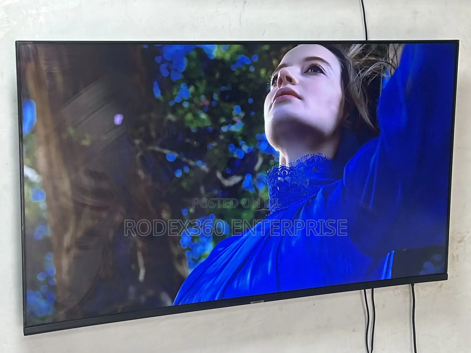 55-inch Samsung Smart Tv