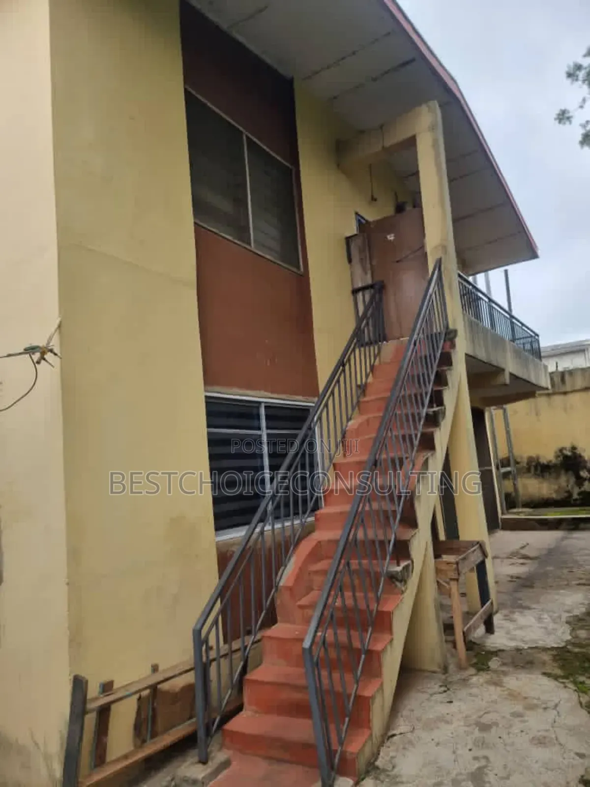 3bdrm Block of Flats in Felele Challenge, Ibadan for sale