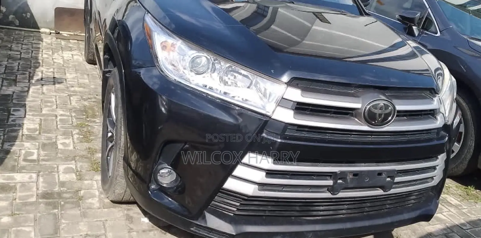 Toyota Highlander XLE 4x2 V6 (3.5L 6cyl 8A) 2018 Black
