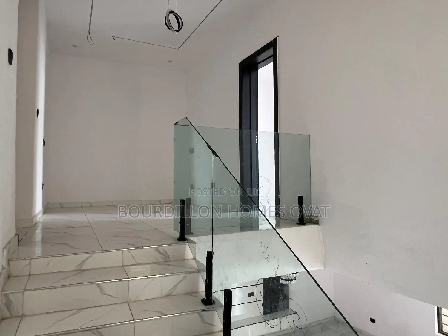 4bdrm Duplex in Ikota for sale