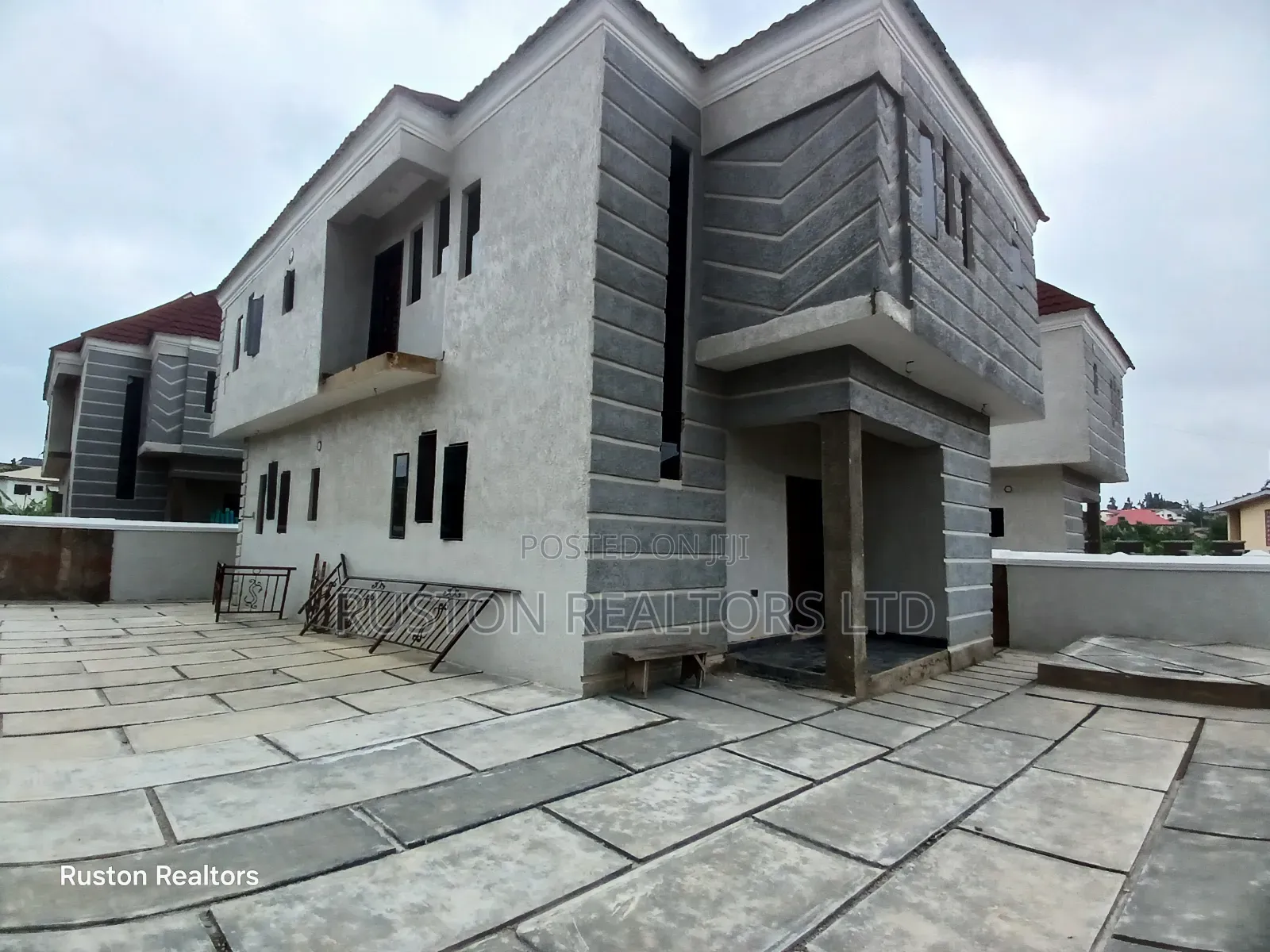 4bdrm Duplex in Ibadan for sale