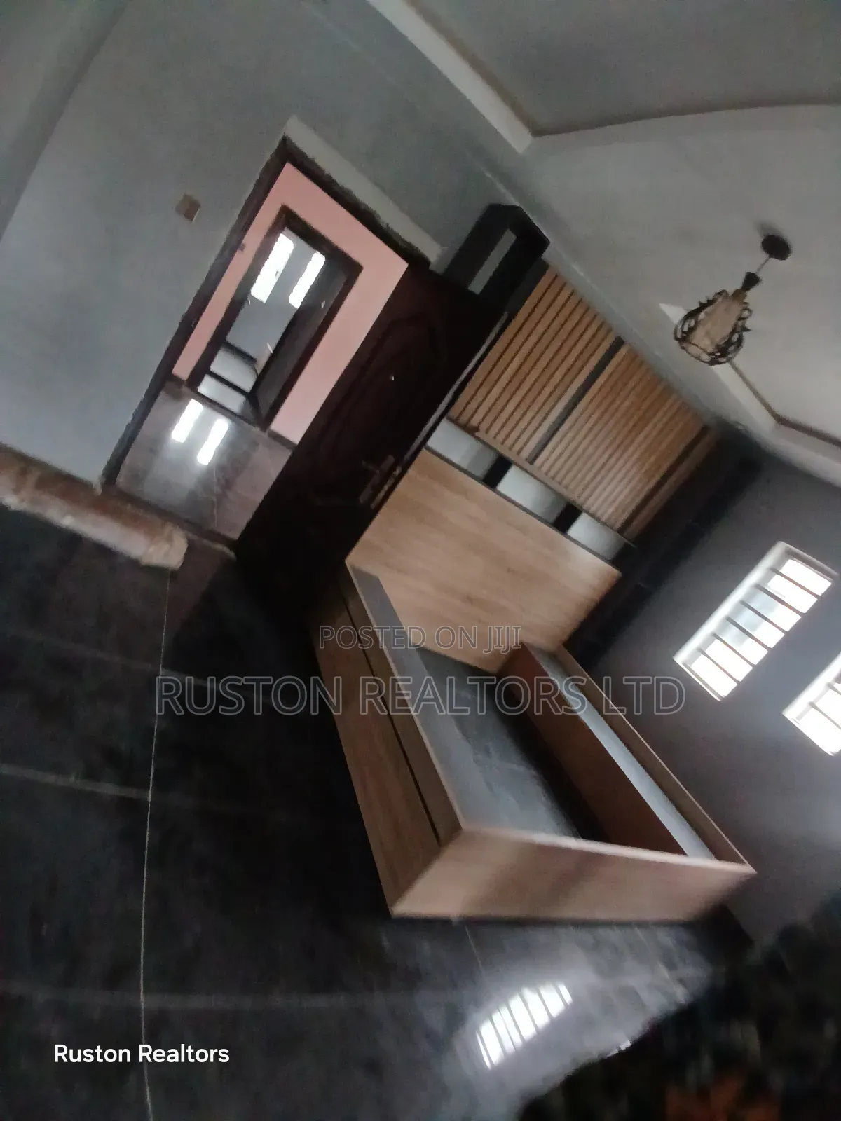 4bdrm Duplex in Ibadan for sale