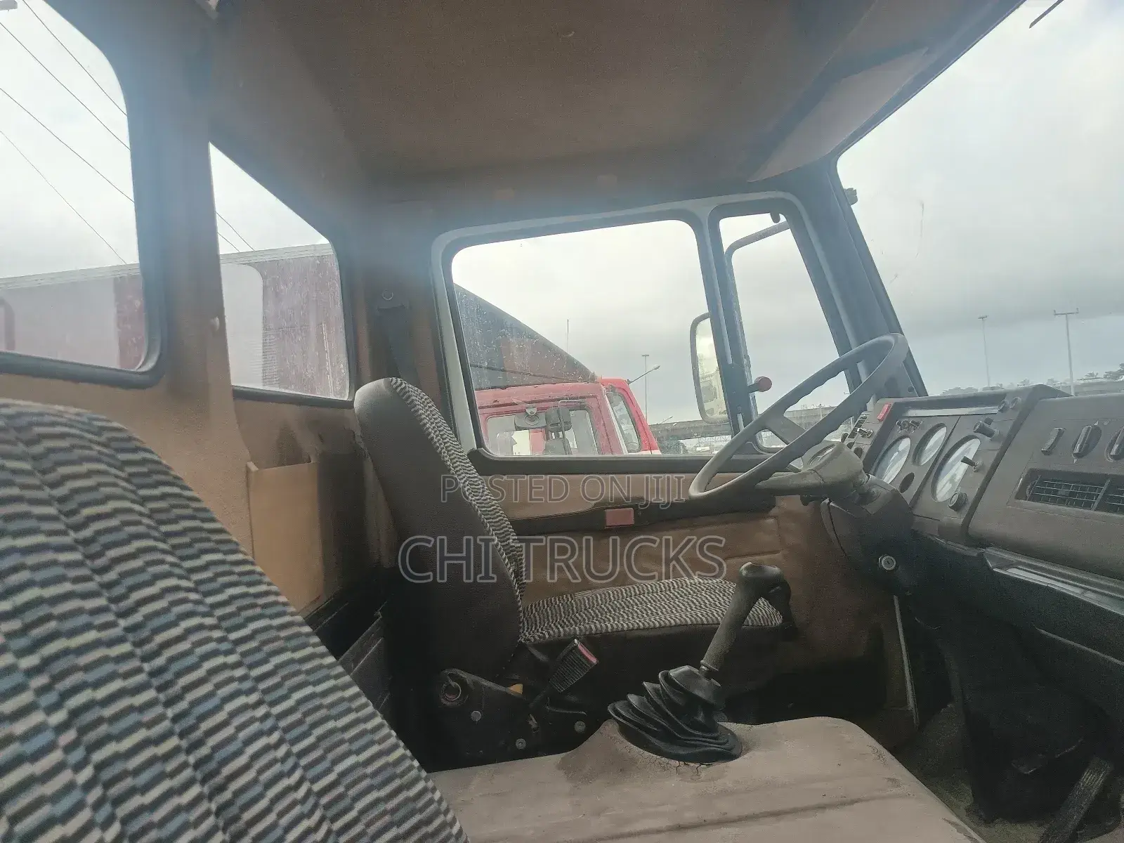 Mercedes Benz 814 Tipper Truck With Hiab Crane 2004 White
