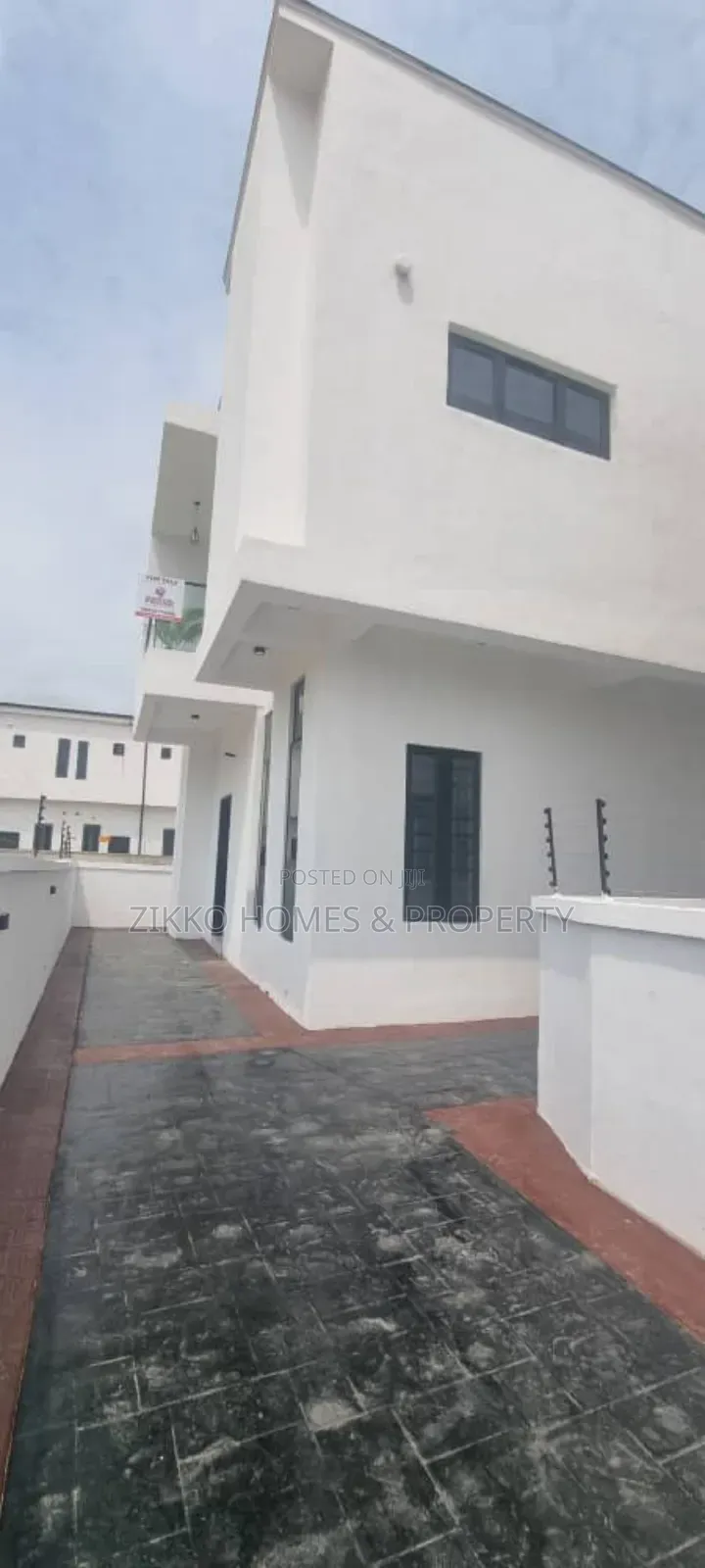4bdrm Duplex in Ajah for sale