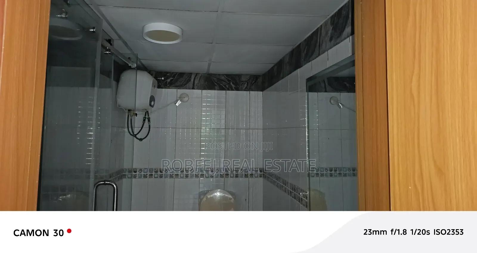 3bdrm Block of Flats in Lekki Expressway for rent
