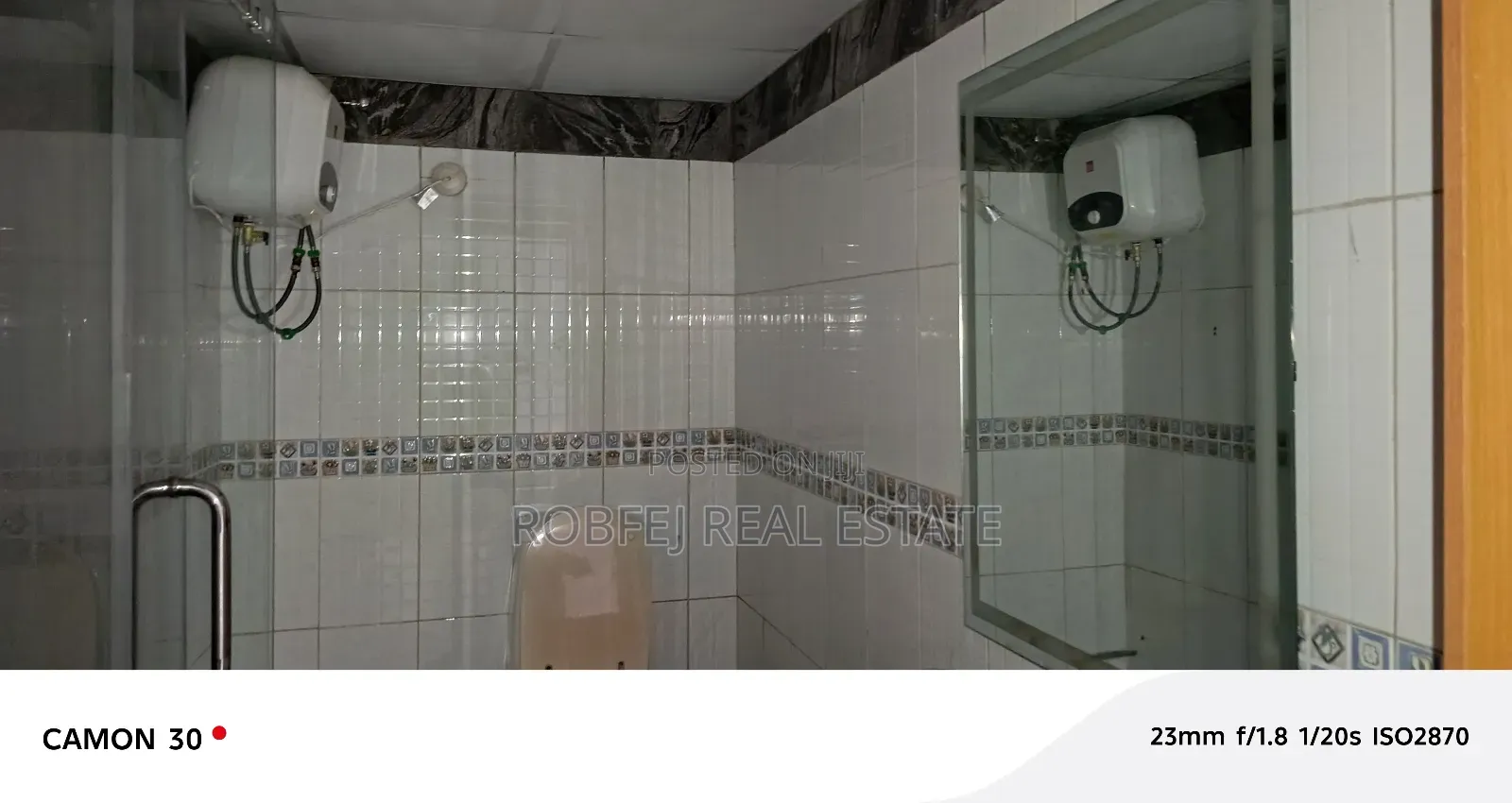 3bdrm Block of Flats in Lekki Expressway for rent
