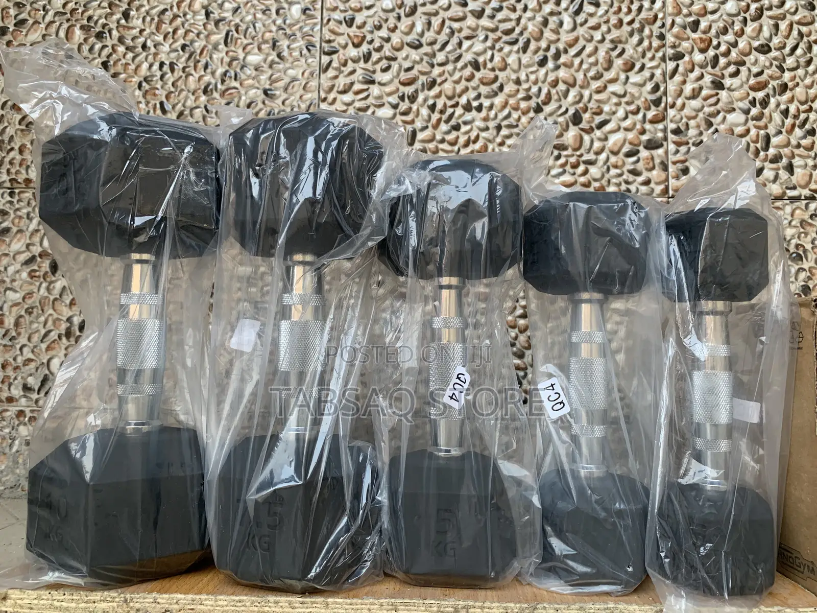 Technogym Hexagonal Dumbbell Kit, 30kg|| #2,500 Per Kg|| Pod in Lagos