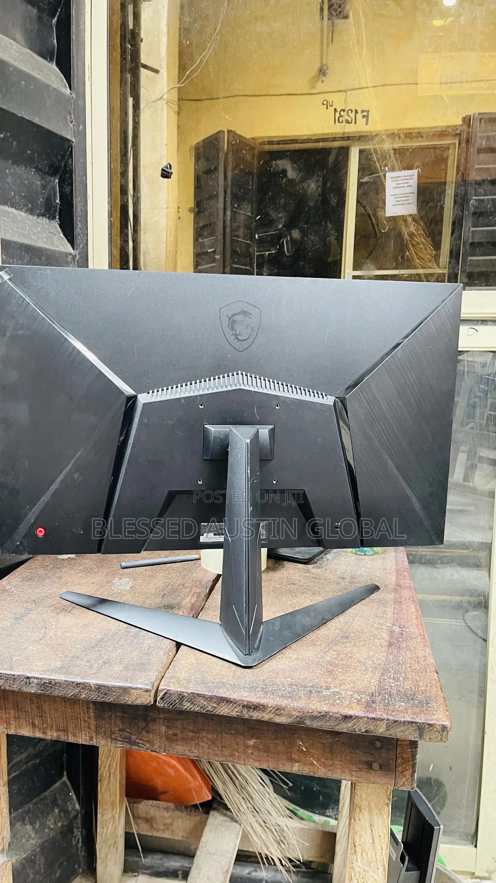 27 Inches Frameless High Gaming Monitor