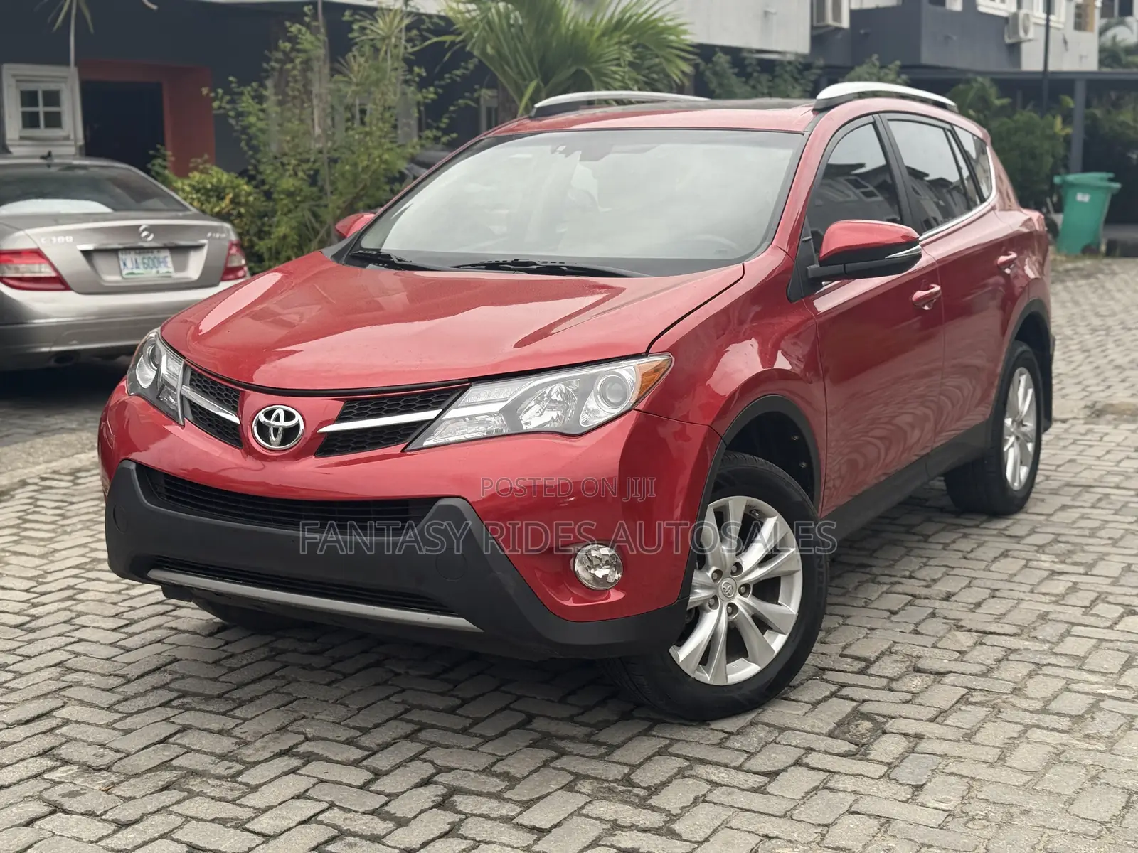 Toyota RAV4 Limited 4dr SUV (2.5L 4cyl 6A) 2015 Red
