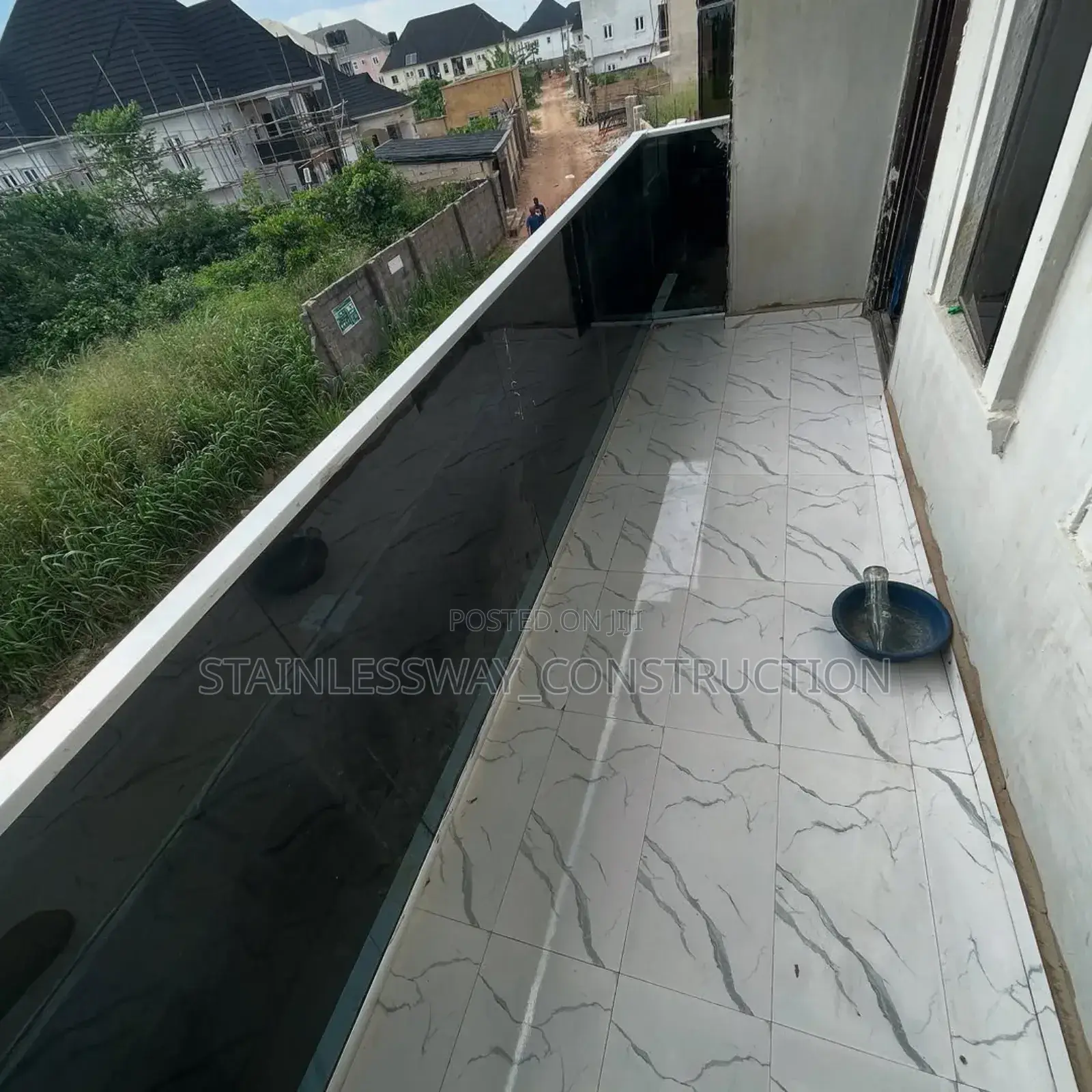 10mm Dark Grey Glass Handrails for Balcony