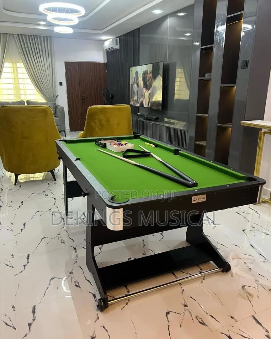 Luxury 6ft Snooker Table for Indoors and Foldable