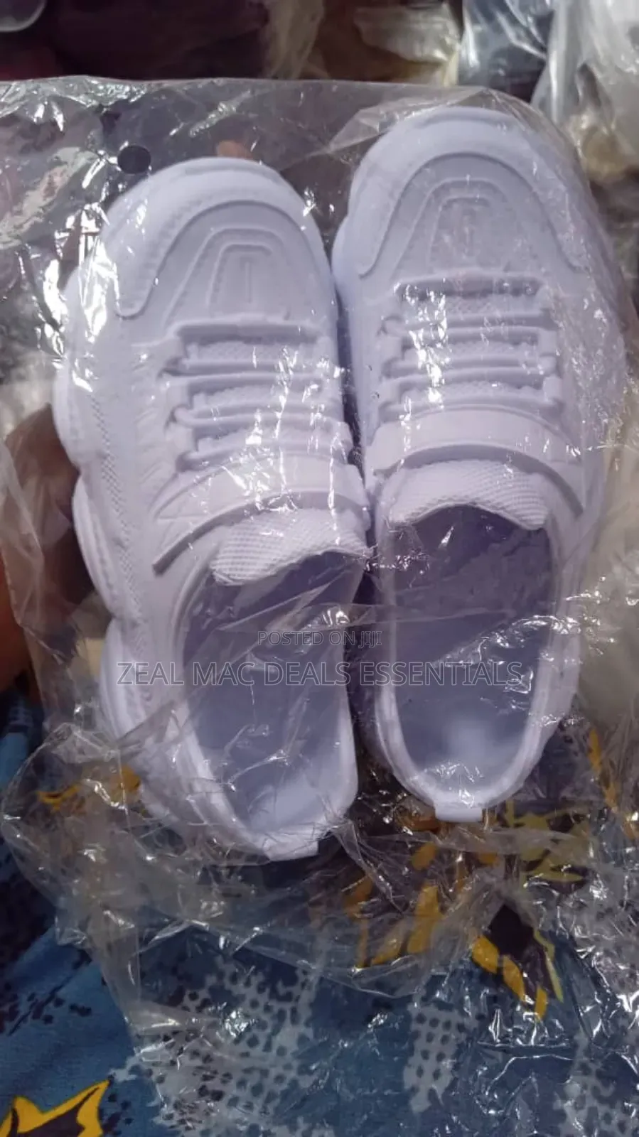 School Children White Rubber Sneakers