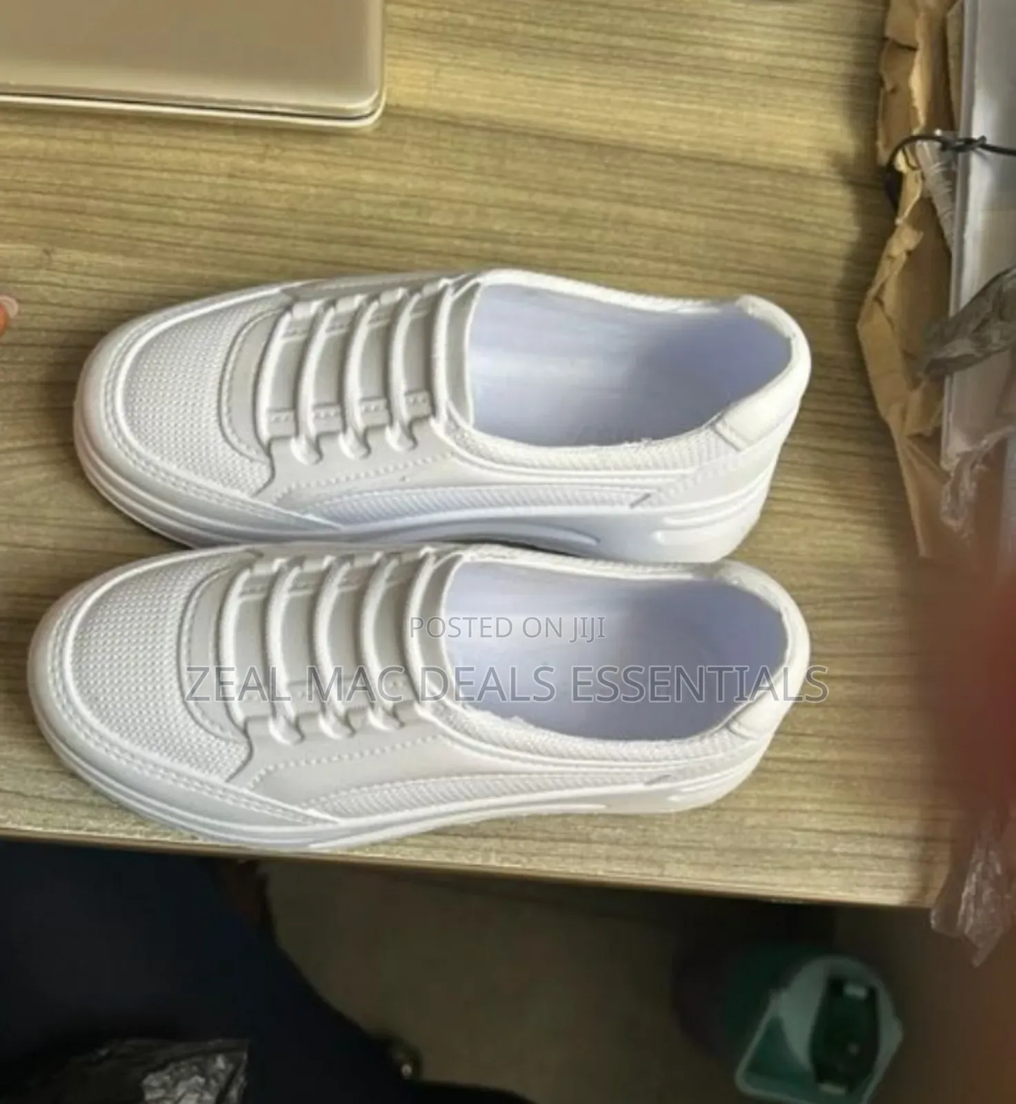 School Children White Rubber Sneakers