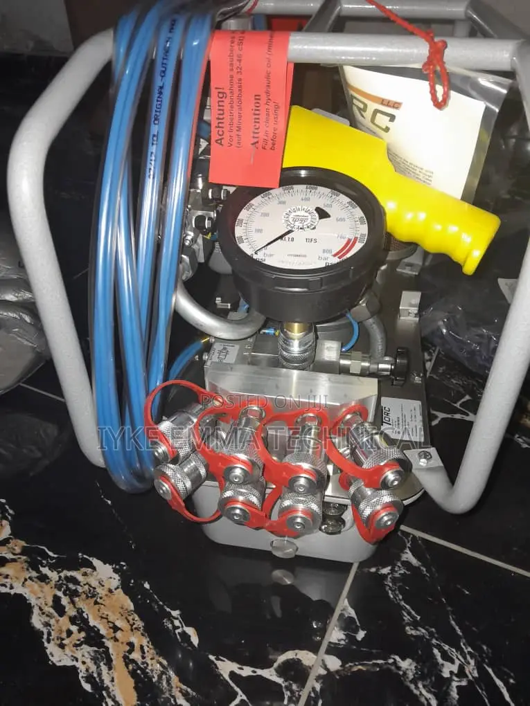 Hytorc Hy-Air
Pneumatic Hydraulic Pump / Torque Wrench Pump