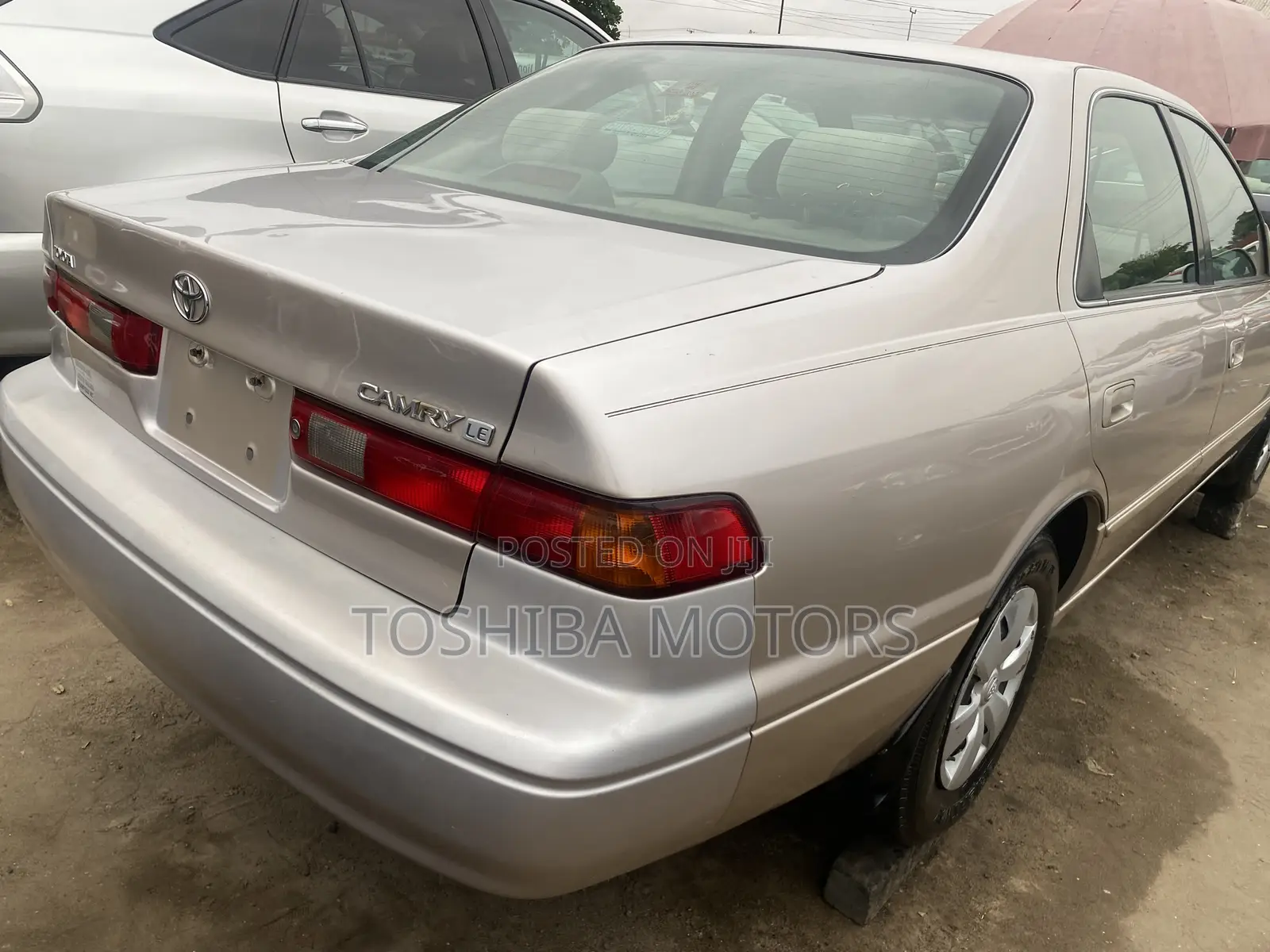 Toyota Camry LE 4dr Sedan (2.2L 4cyl 4A) 2000 Silver