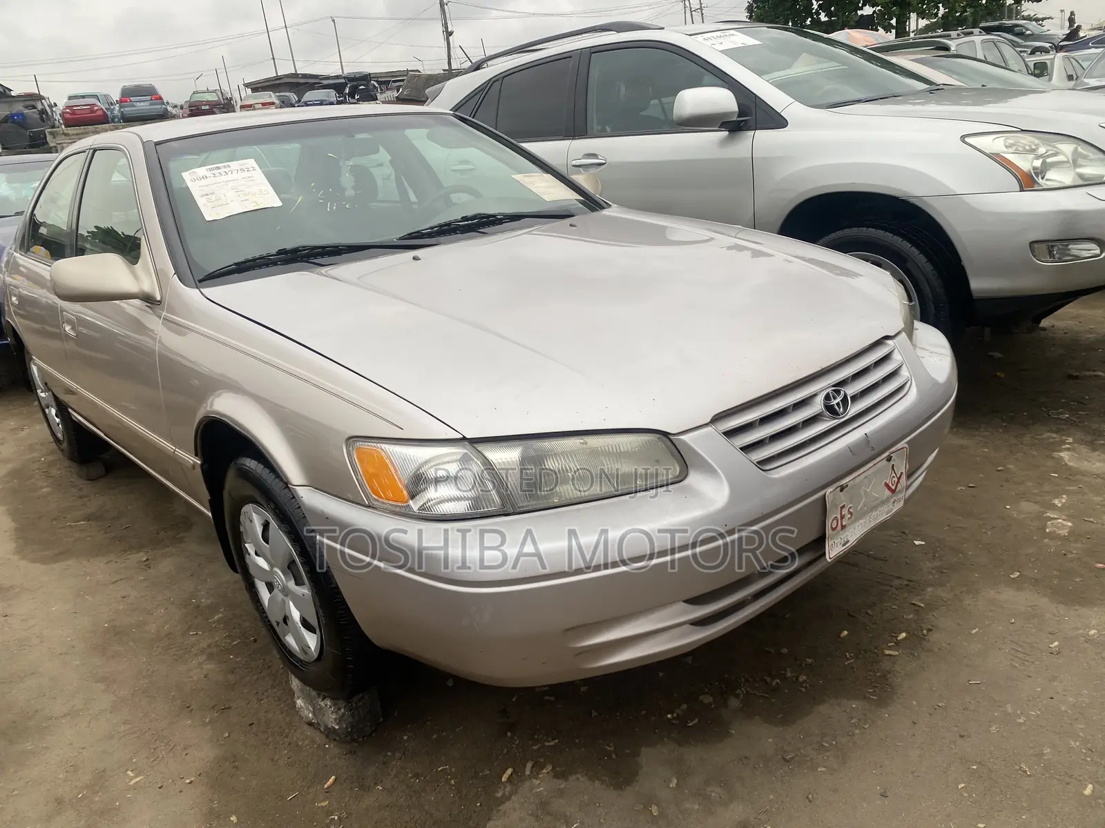 Toyota Camry LE 4dr Sedan (2.2L 4cyl 4A) 2000 Silver