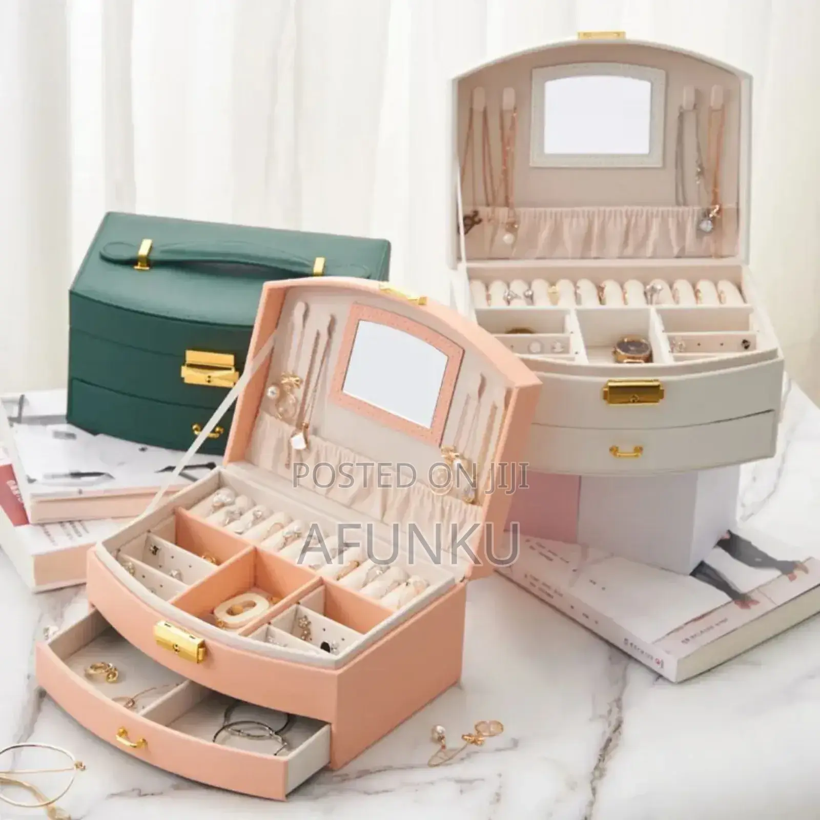 Jewelry Box (Tesa)
