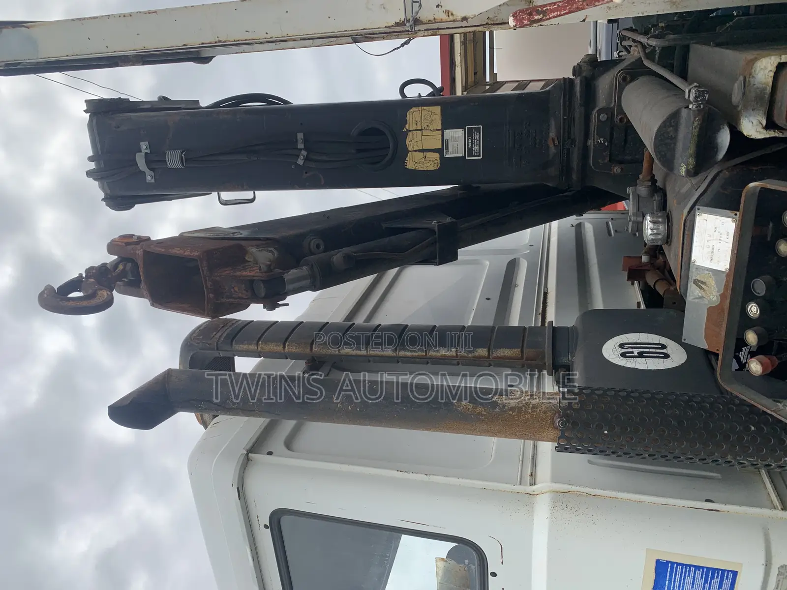Iveco Hiab 10 Bolt