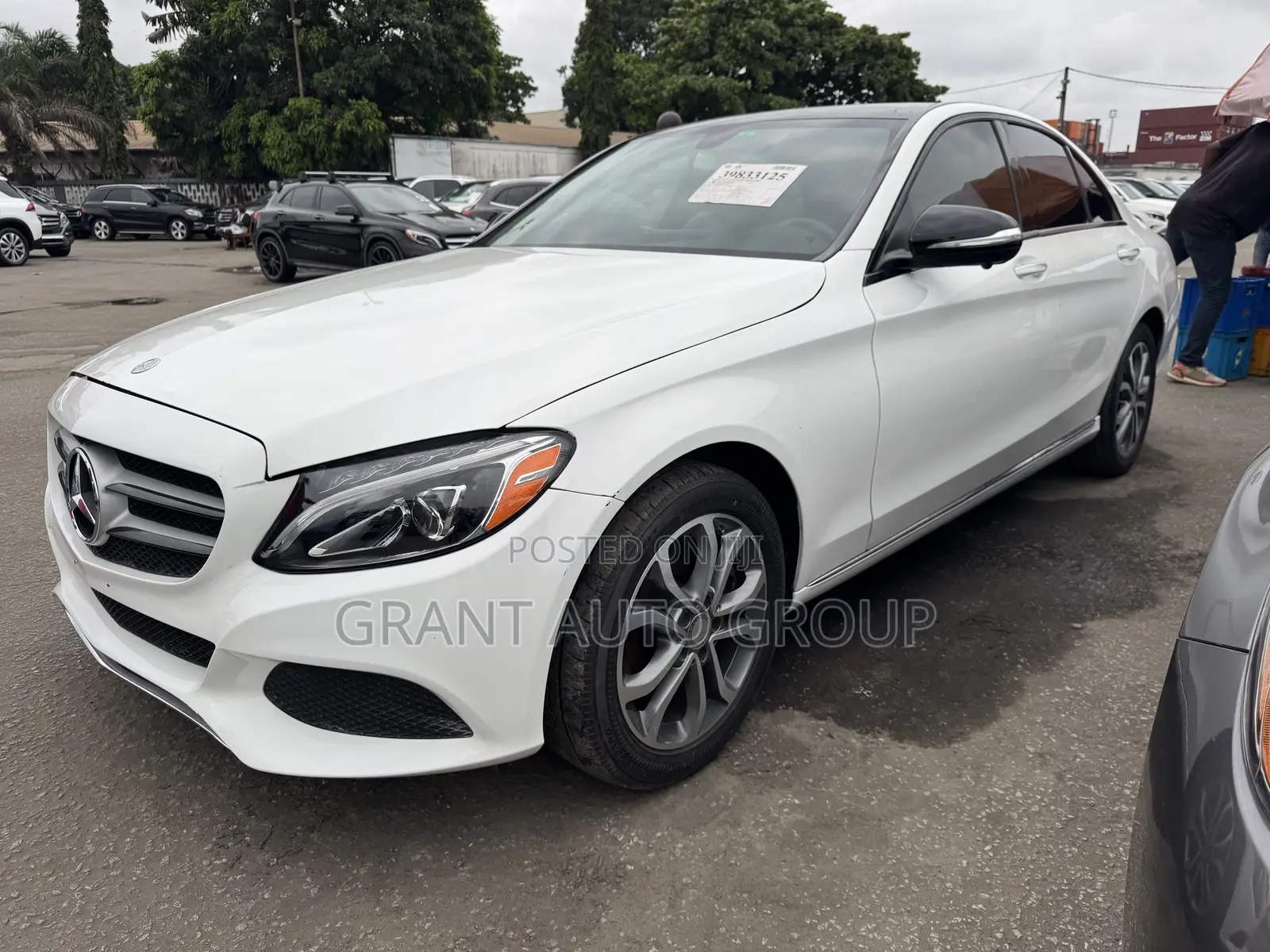 Mercedes-Benz C300 Luxury 4dr AWD 4Matic Sedan (2.0L 4cyl 7A) 2015 White