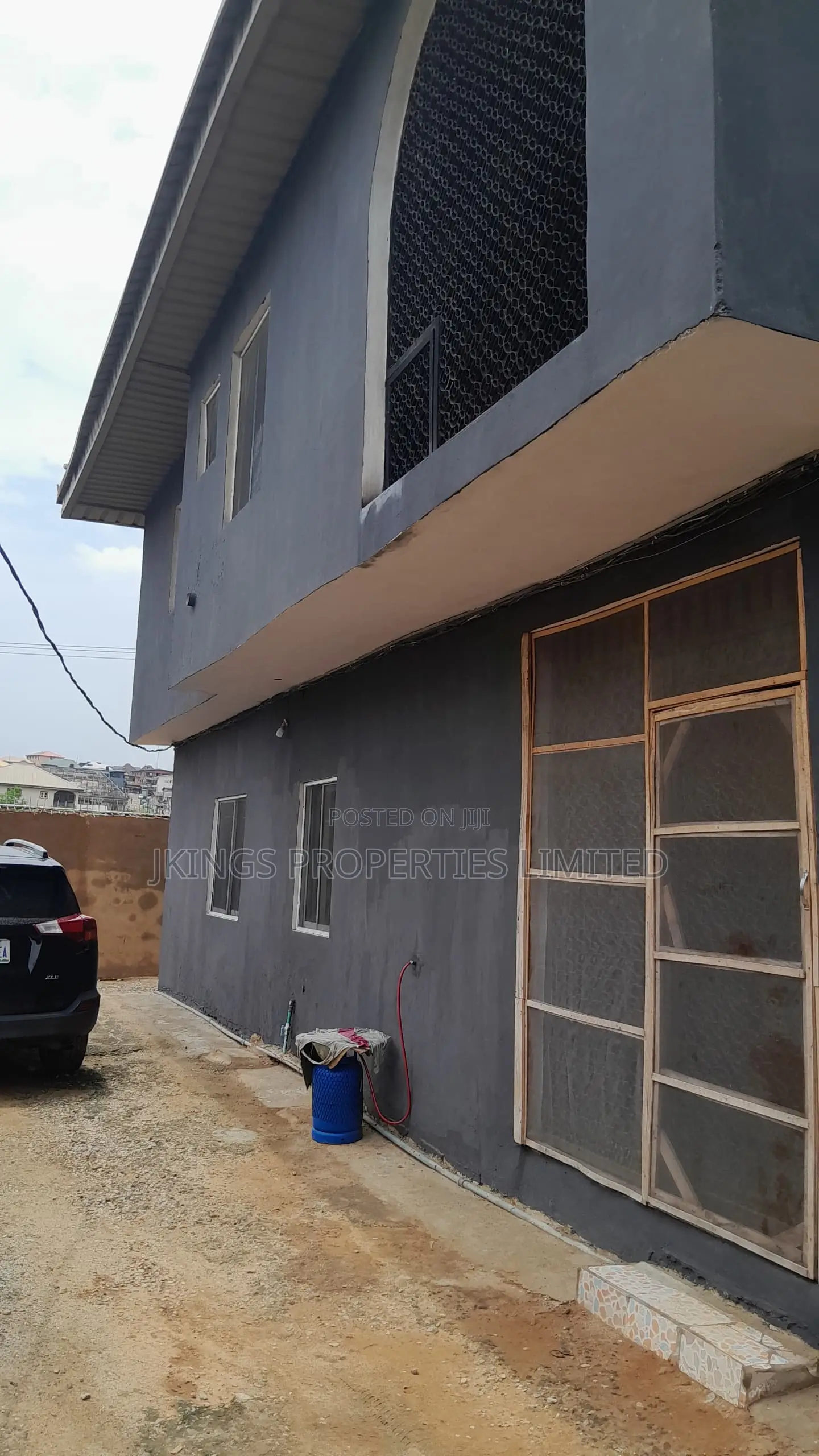 3bdrm Block of Flats in Jkings Properties, Allen Avenue for sale