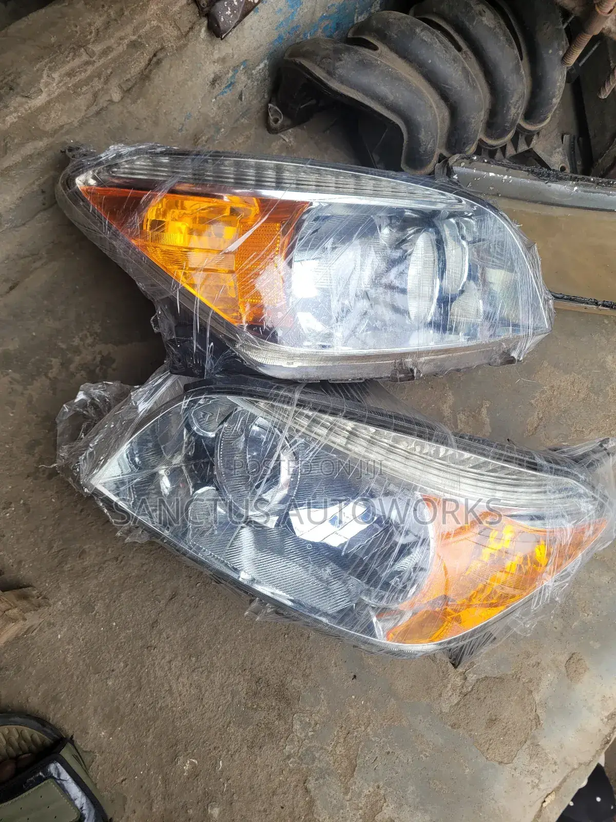 Headlight Toyota Rav 4 2008