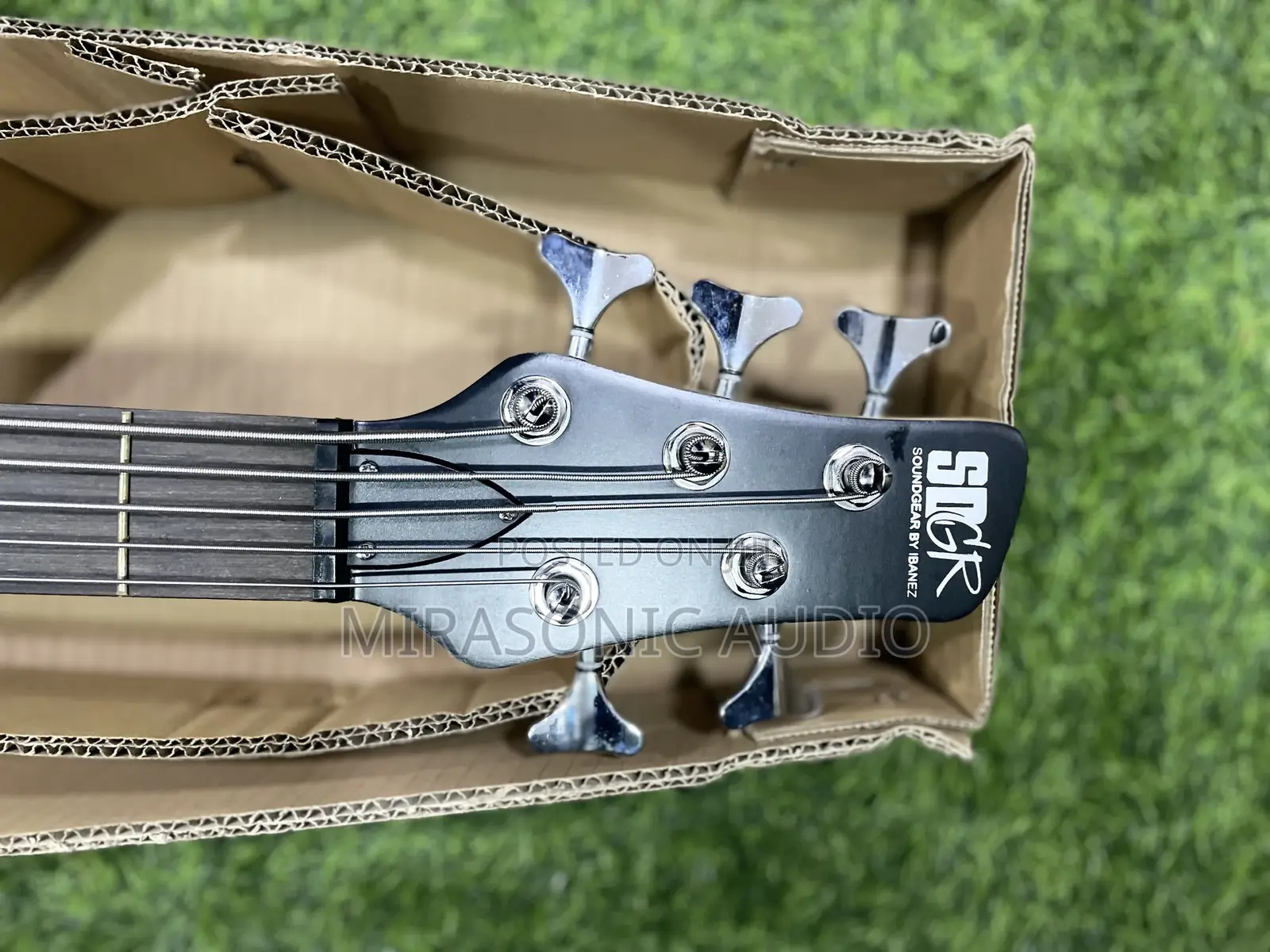 Sound Gear by Ibanez 5 Strings Active Bass Guitar