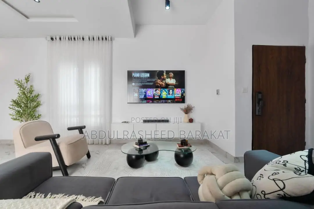 Luxury and Affordable Two Bed With City View
