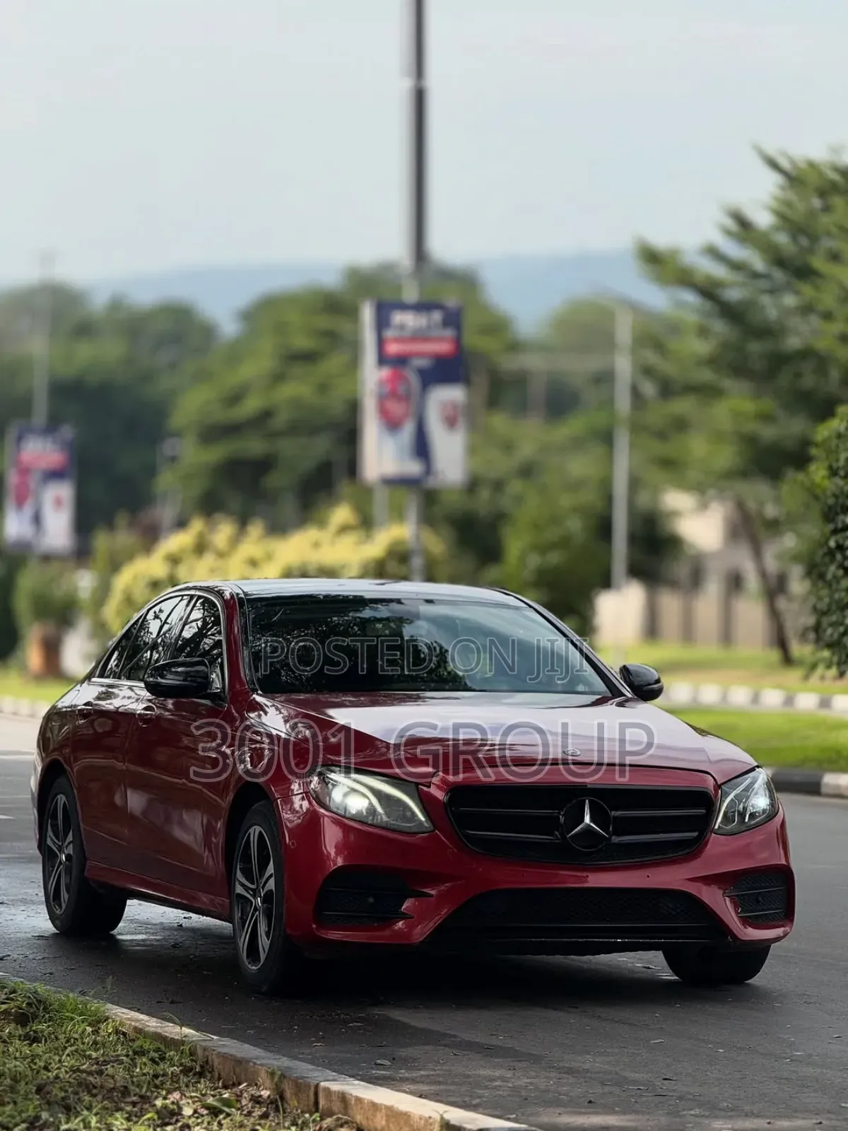 Mercedes-Benz E300 2017 Burgundy