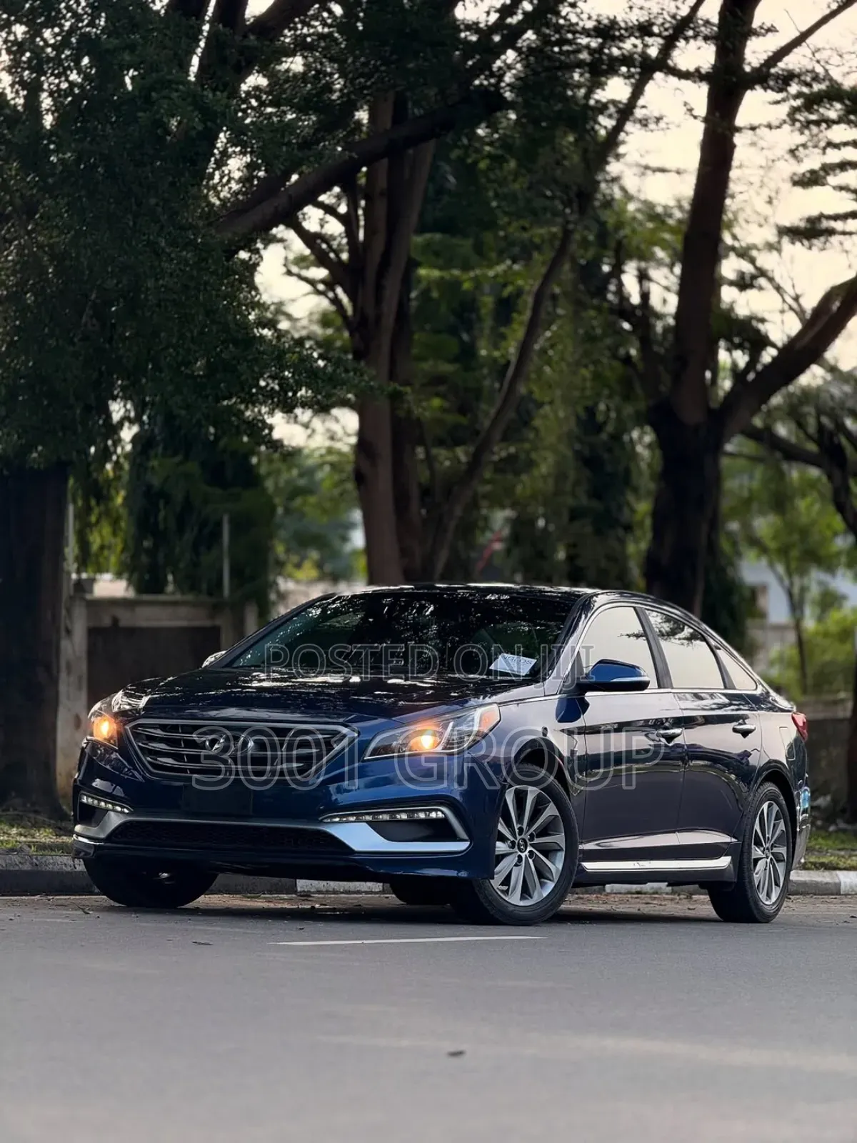 Hyundai Sonata Sport 2.0T Sedan FWD (2.0L 4cyl 6A) 2017 Blue