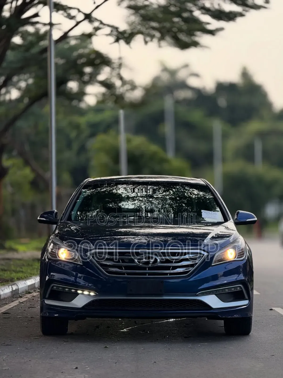 Hyundai Sonata Sport 2.0T Sedan FWD (2.0L 4cyl 6A) 2017 Blue