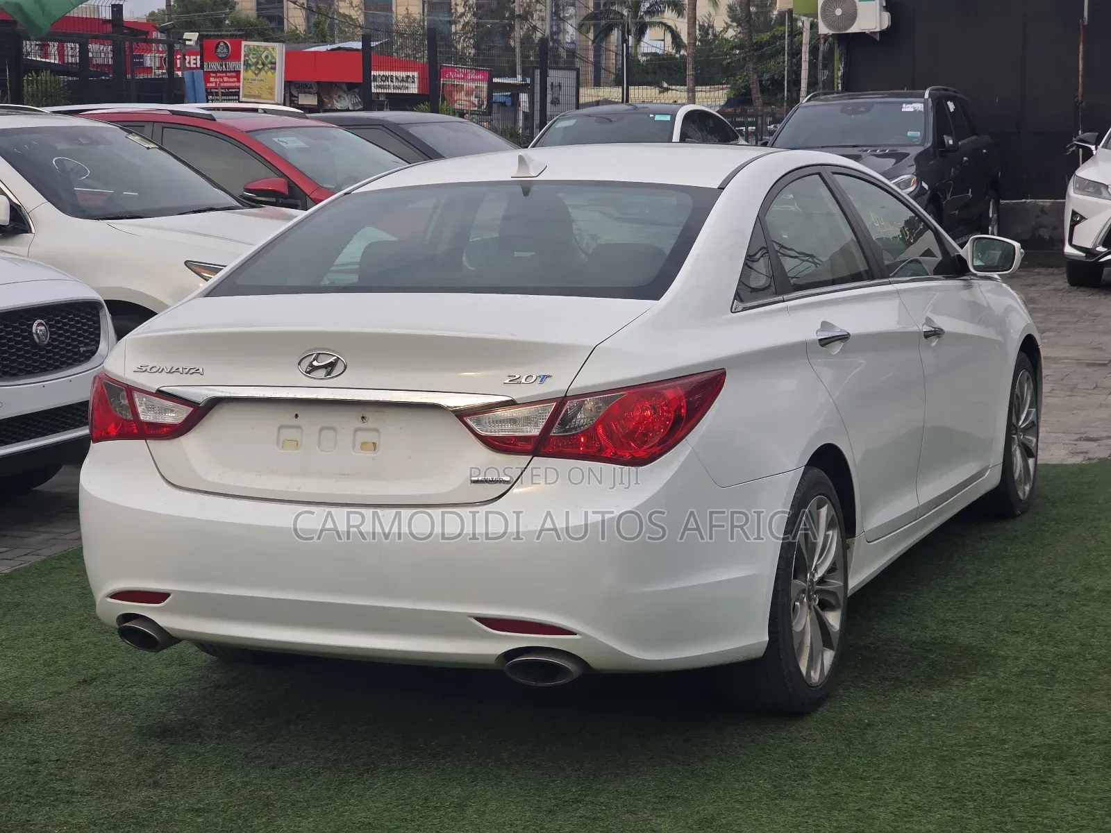 Hyundai Sonata Limited 2.0T Sedan (2.0L 4cyl 6A) 2011 White