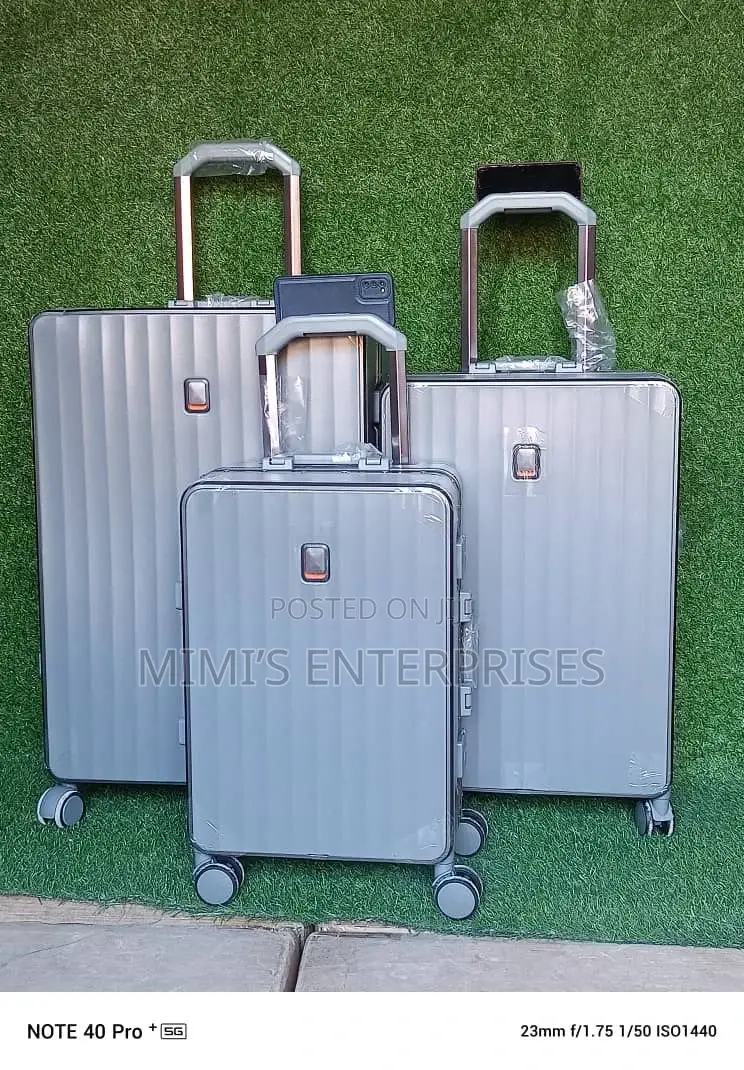 Little Look Big Style Premium Luggage Set