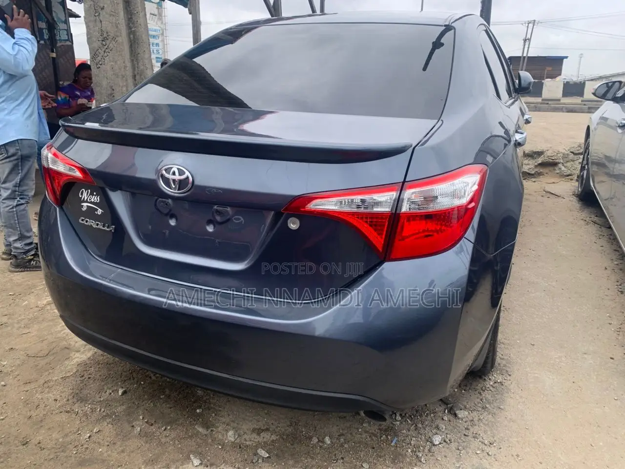 Toyota Corolla L 4dr Sedan (1.8L 4cyl 6M) 2015 Gray