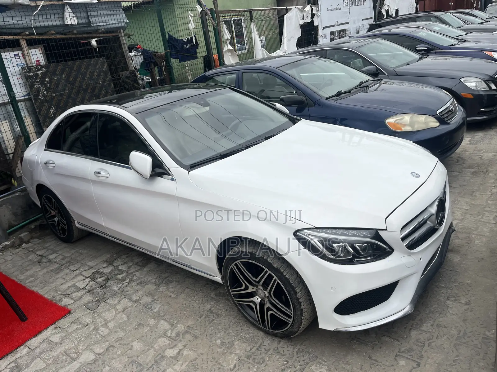 Mercedes-Benz C300 Luxury 4matic Sedan AWD (2.0L 4cyl 7A) 2017 White