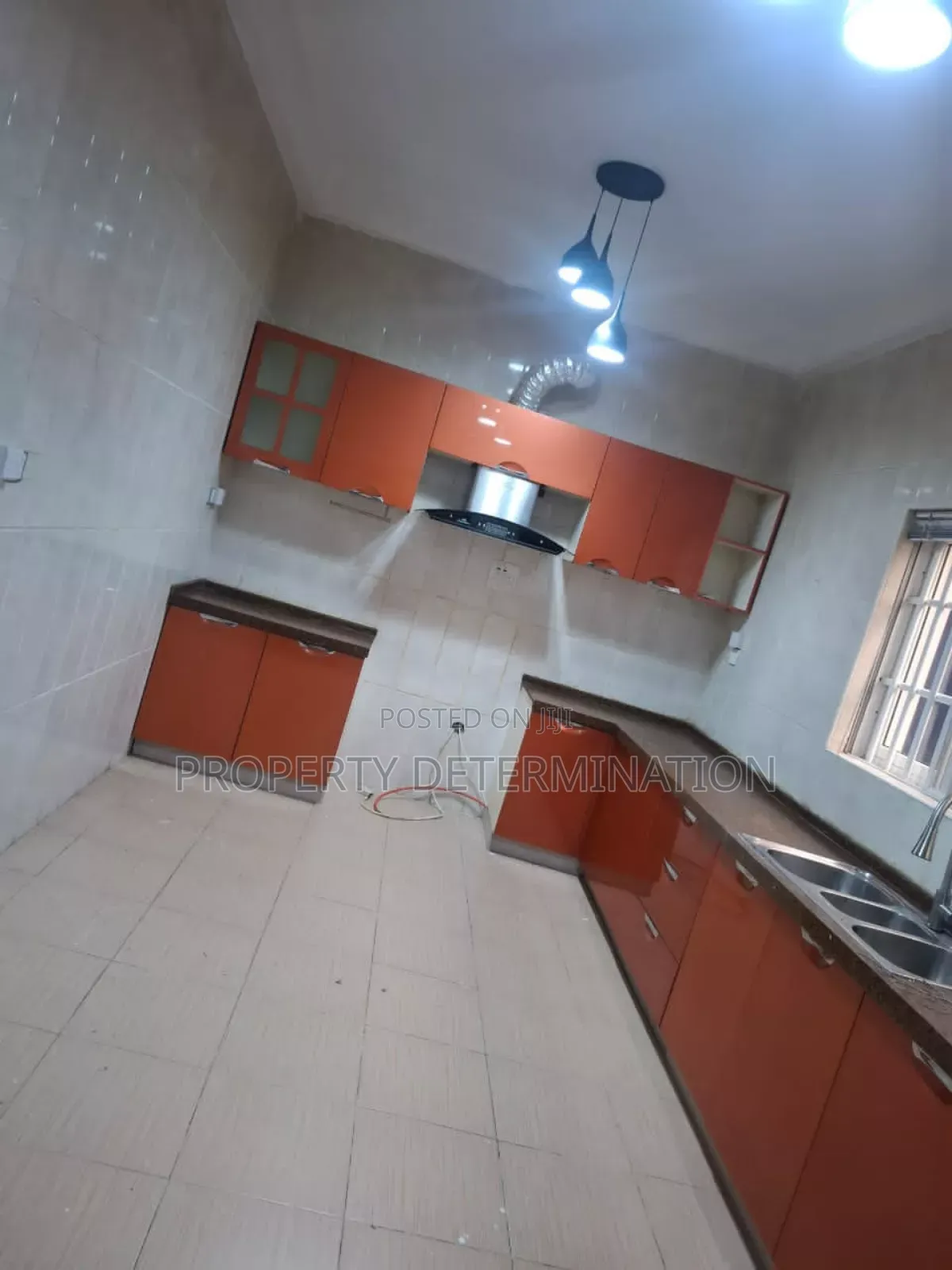 6bdrm Duplex in Omole Phase 2 for rent