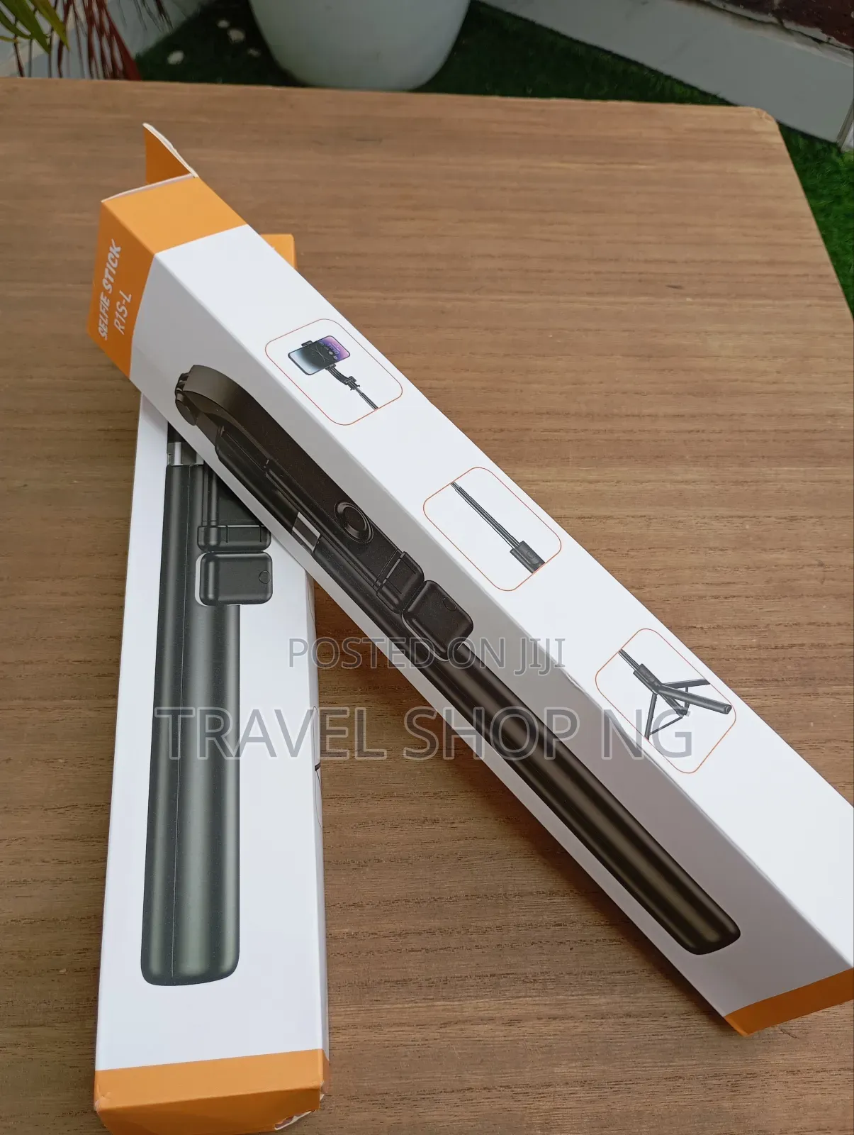 170cm Selfie Stick / Phone Tripod | High Quality, Remote Included