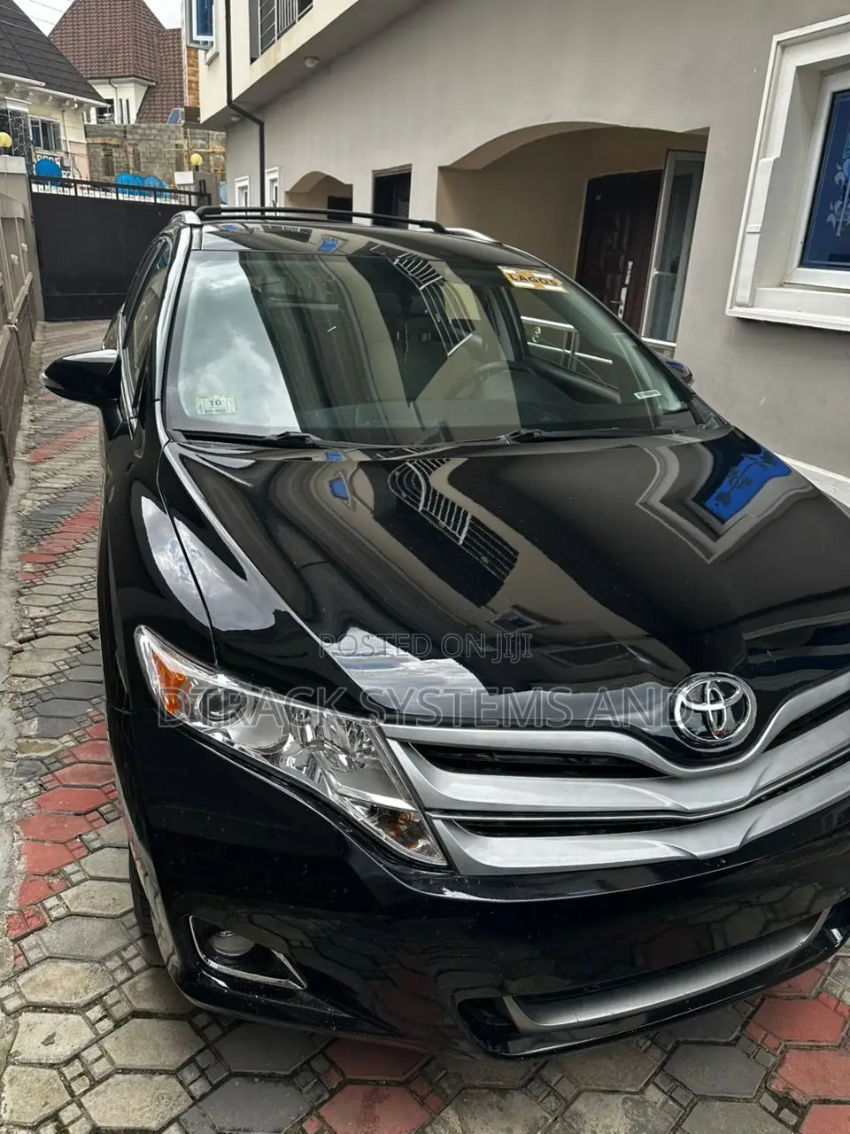 Toyota Venza LE 4dr Wagon AWD (2.7L 4cyl 6A) 2014 Black