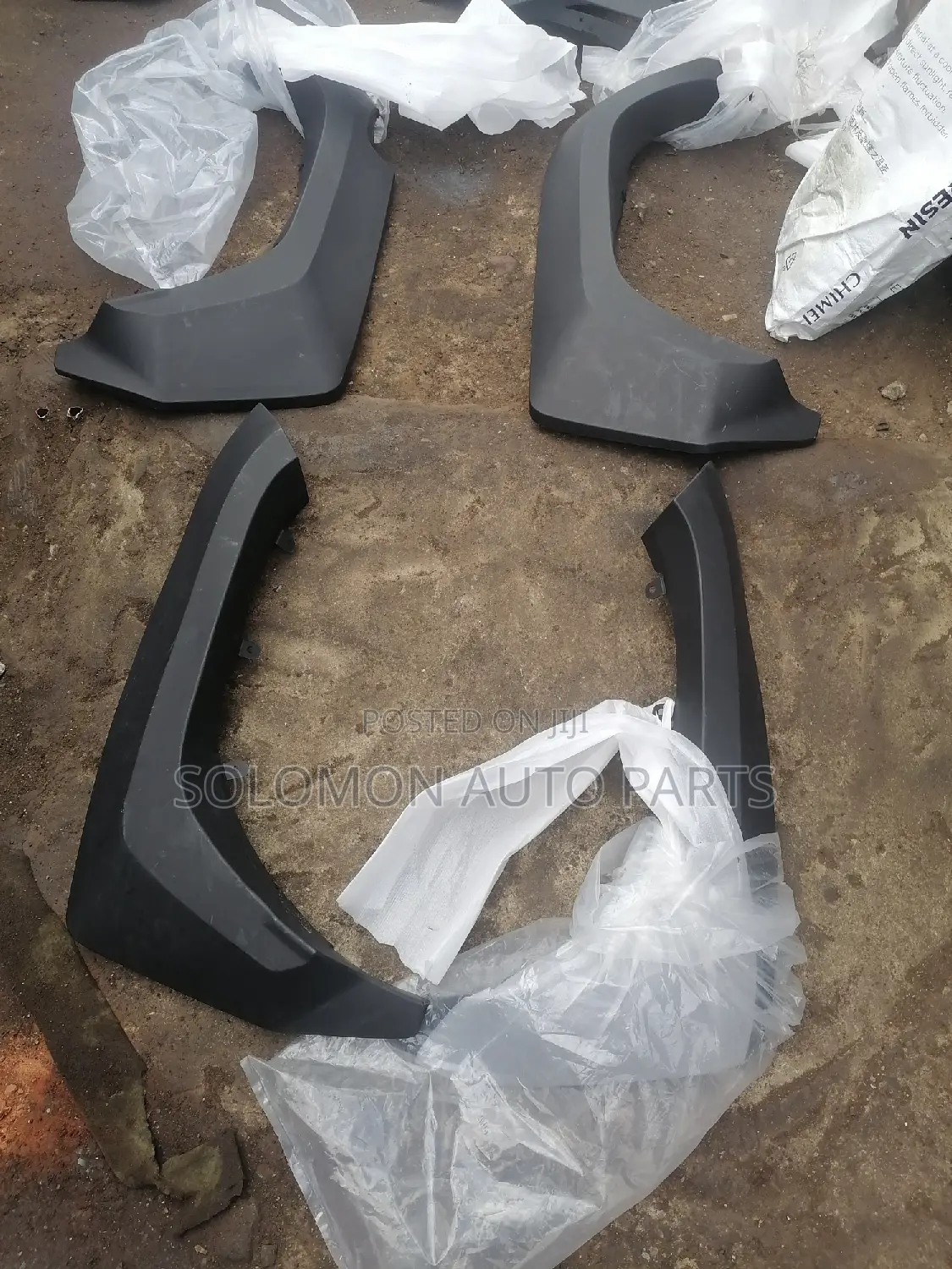 Fender Chrome or Padded Hilux 2024 Gr Face