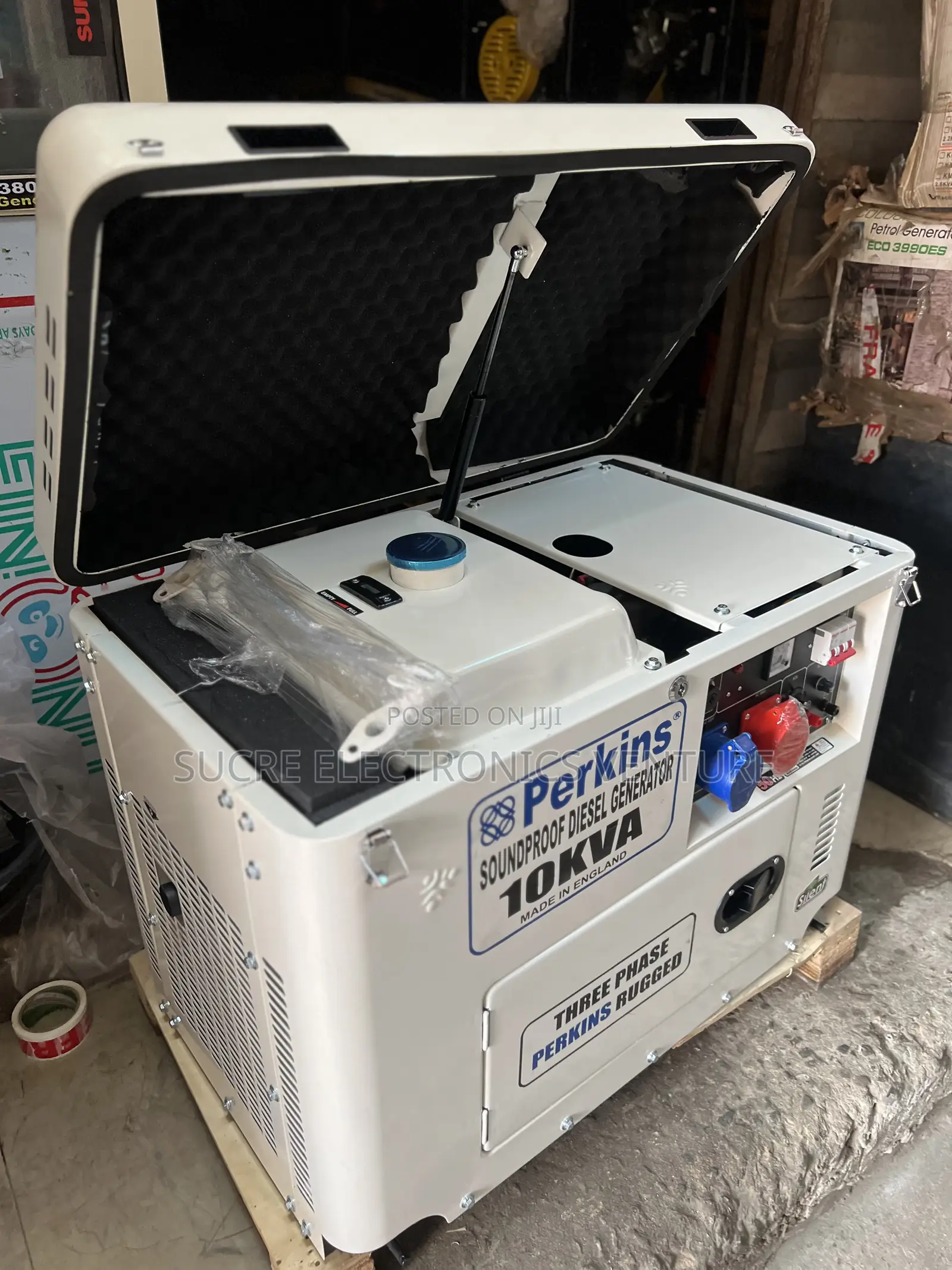 Perkins 10kva Diesel Soundproof Generator 100% Copper Wire