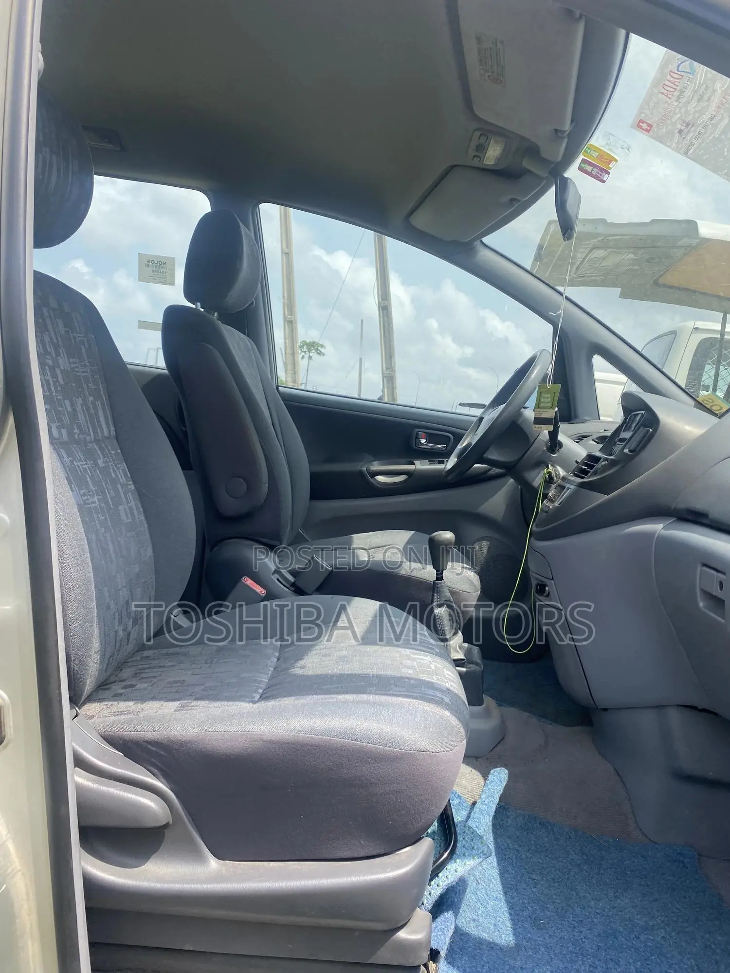 Toyota Previa 2005 Silver