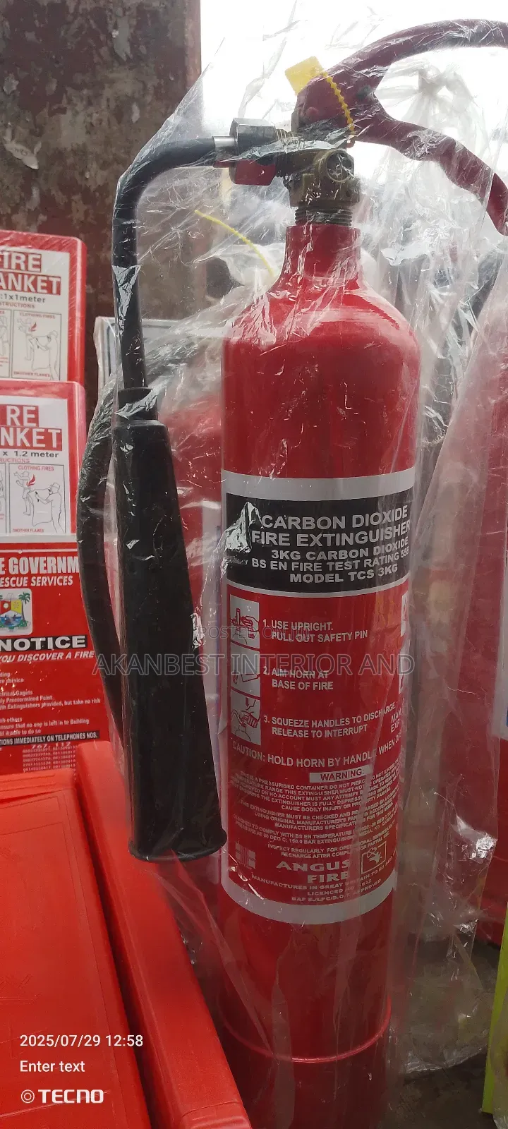 Fire Istingusher Co2. 3kg , 5kg , 9kg 25kg.