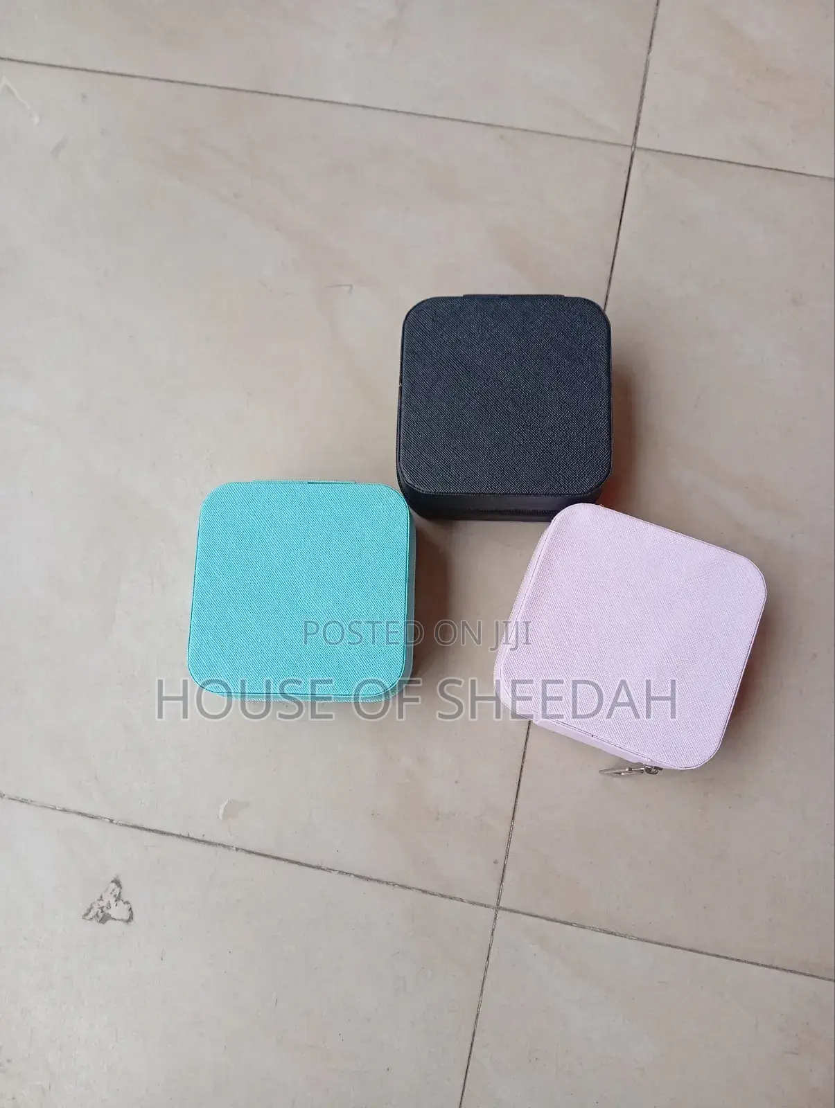 Portable Jewelry Mini Box- Gift Jewelry Organizer