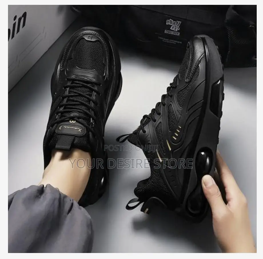 Alagzi 2025 New Men's Fashion Sneakers - Black