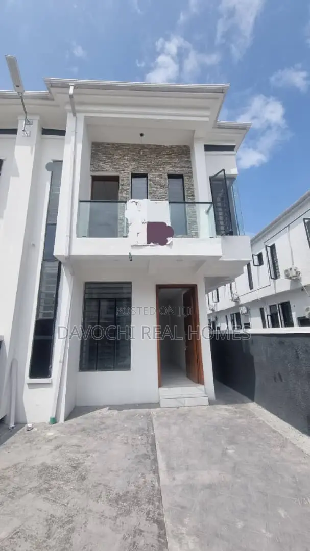 4bdrm Duplex in Ikota, Gra for rent