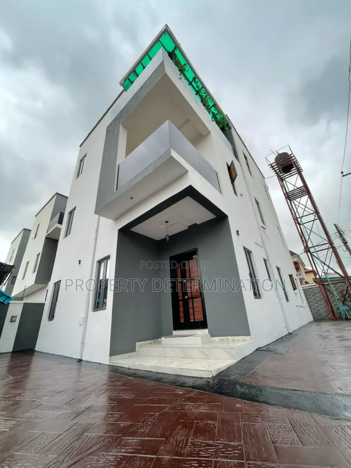4bdrm Duplex in GRA Phase 1 for sale